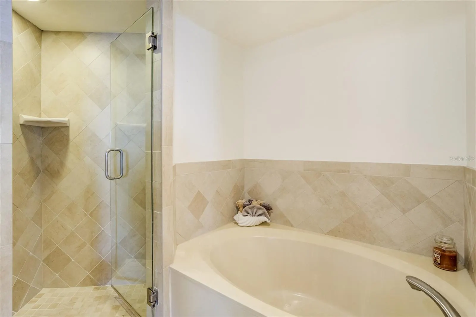 1310 GULF BLVD #15B, #15B