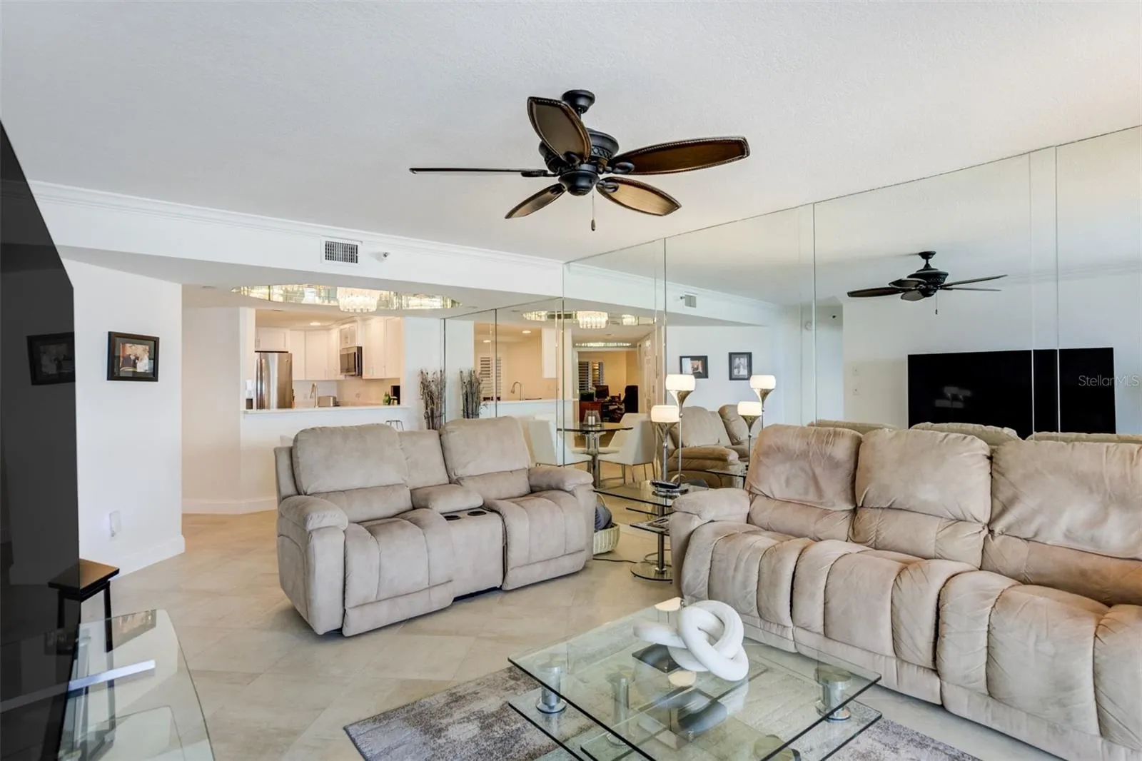 1310 GULF BLVD #15B, #15B
