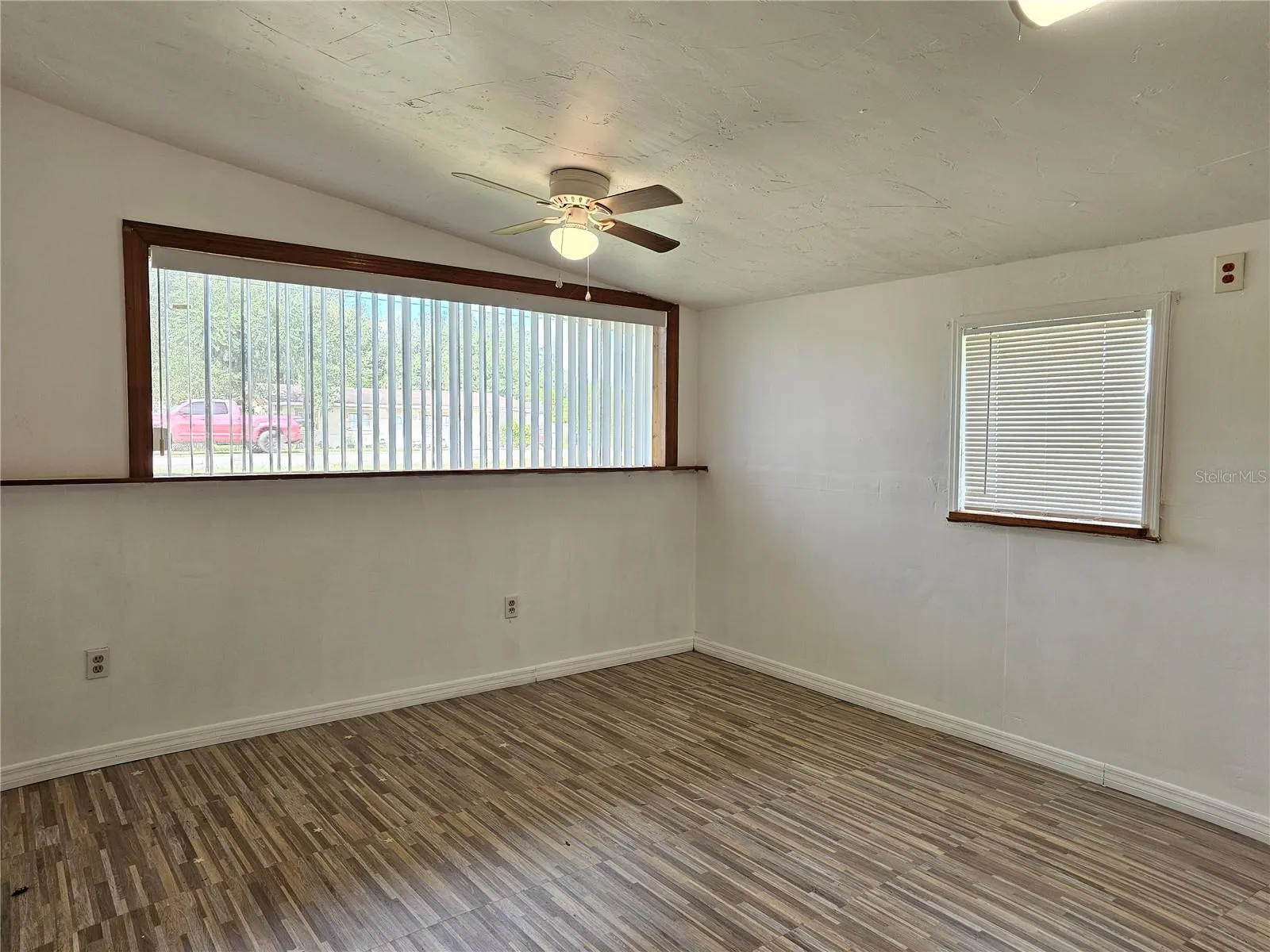 1206 S WABASH AVE