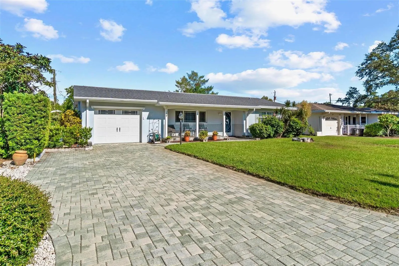 231 TEMPLE LN