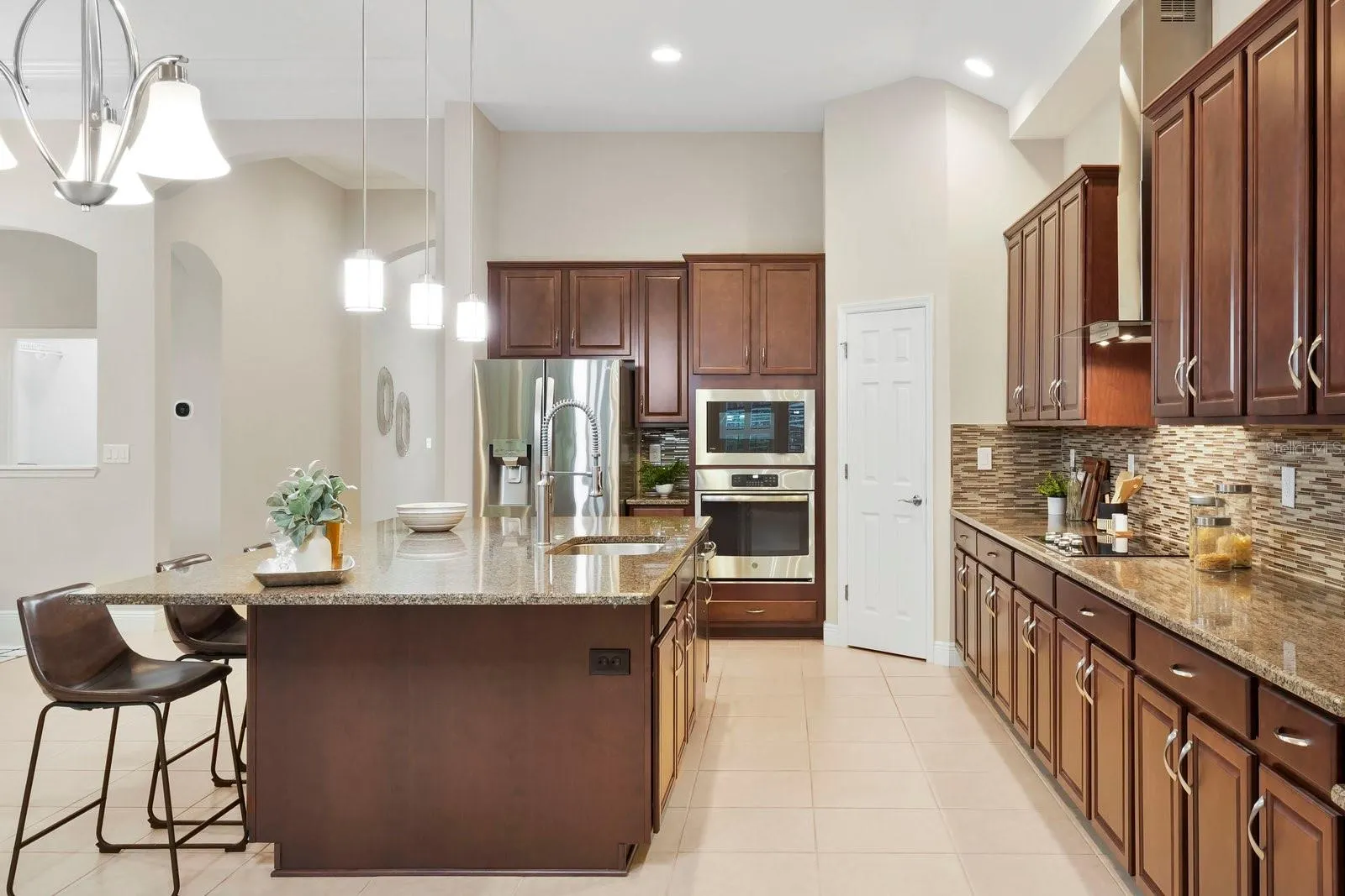 13711 MOONSTONE CANYON DR
