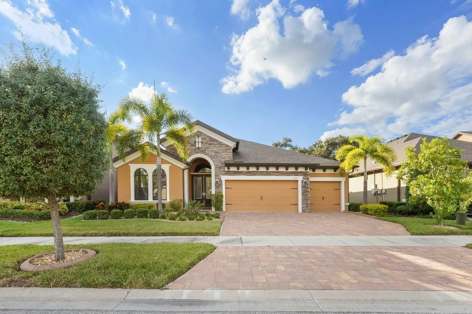 13711 MOONSTONE CANYON DR