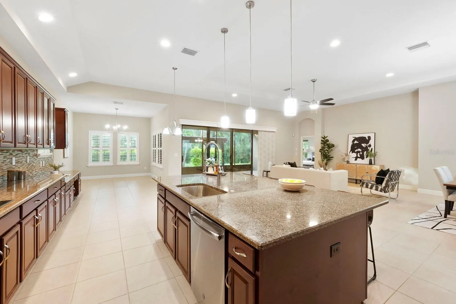 13711 MOONSTONE CANYON DR