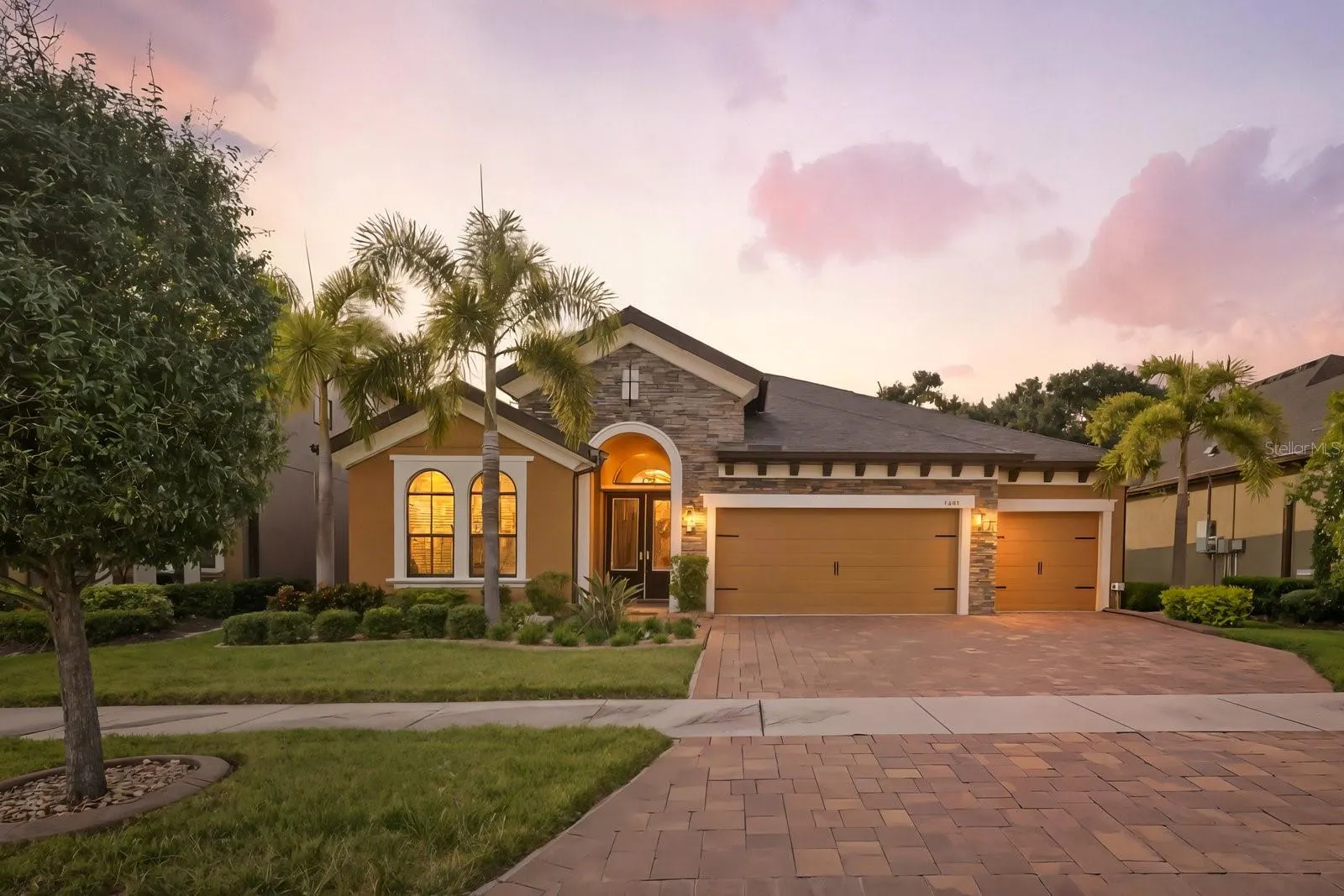 13711 MOONSTONE CANYON DR