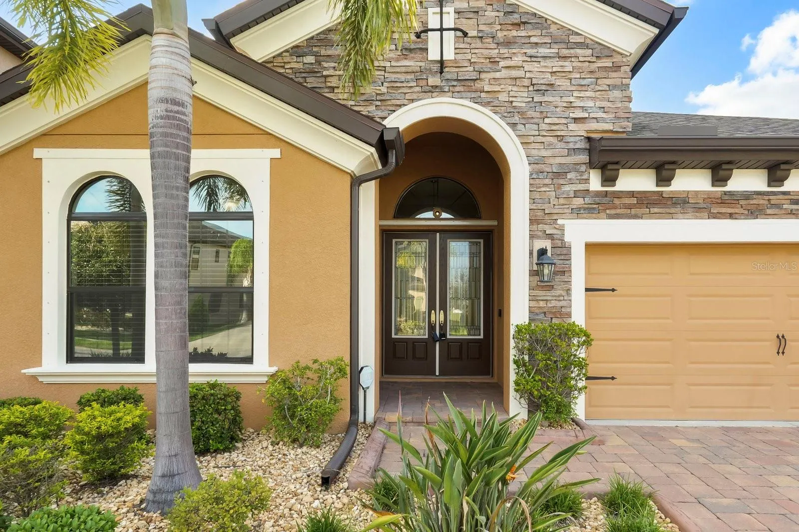 13711 MOONSTONE CANYON DR