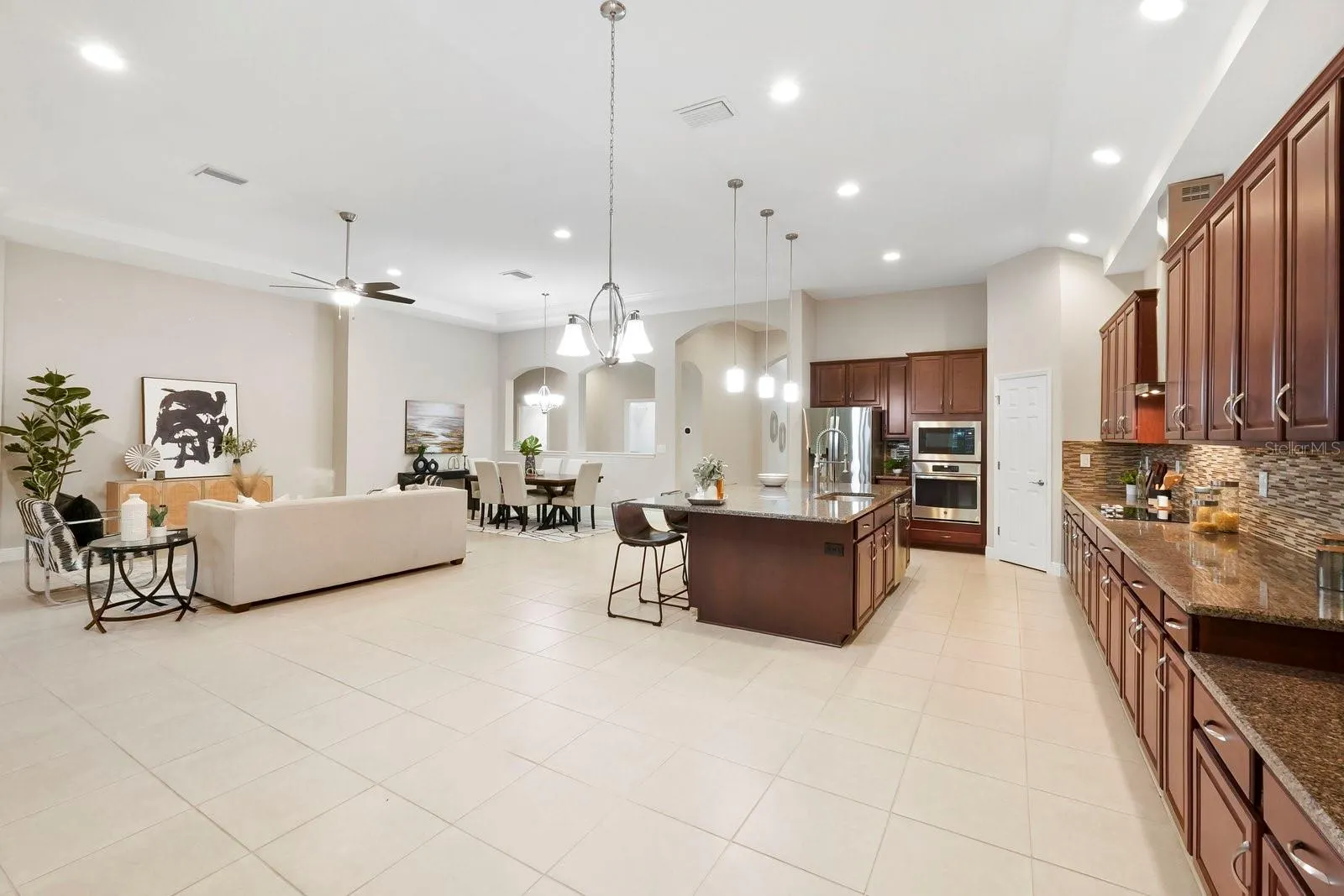 13711 MOONSTONE CANYON DR