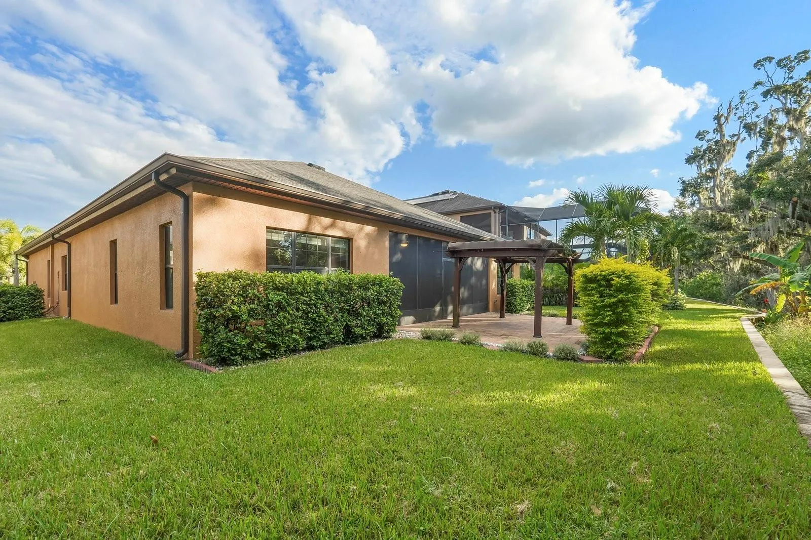 13711 MOONSTONE CANYON DR