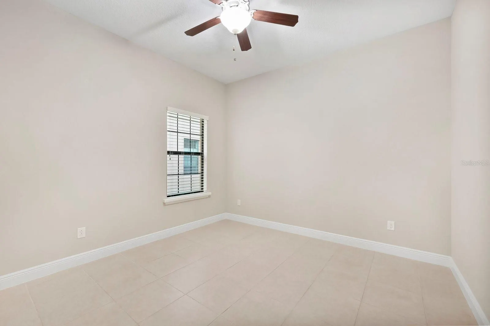 13711 MOONSTONE CANYON DR