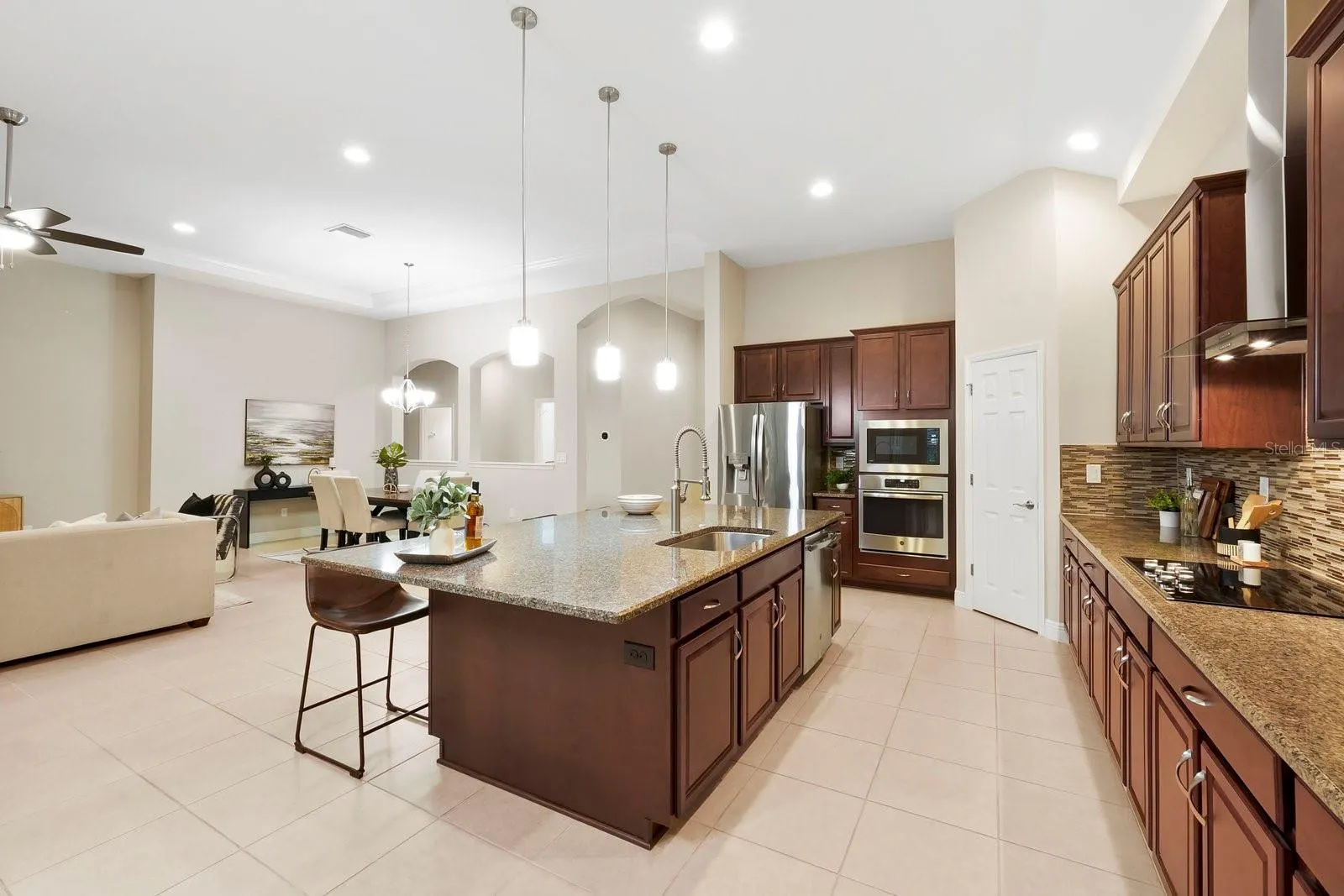 13711 MOONSTONE CANYON DR