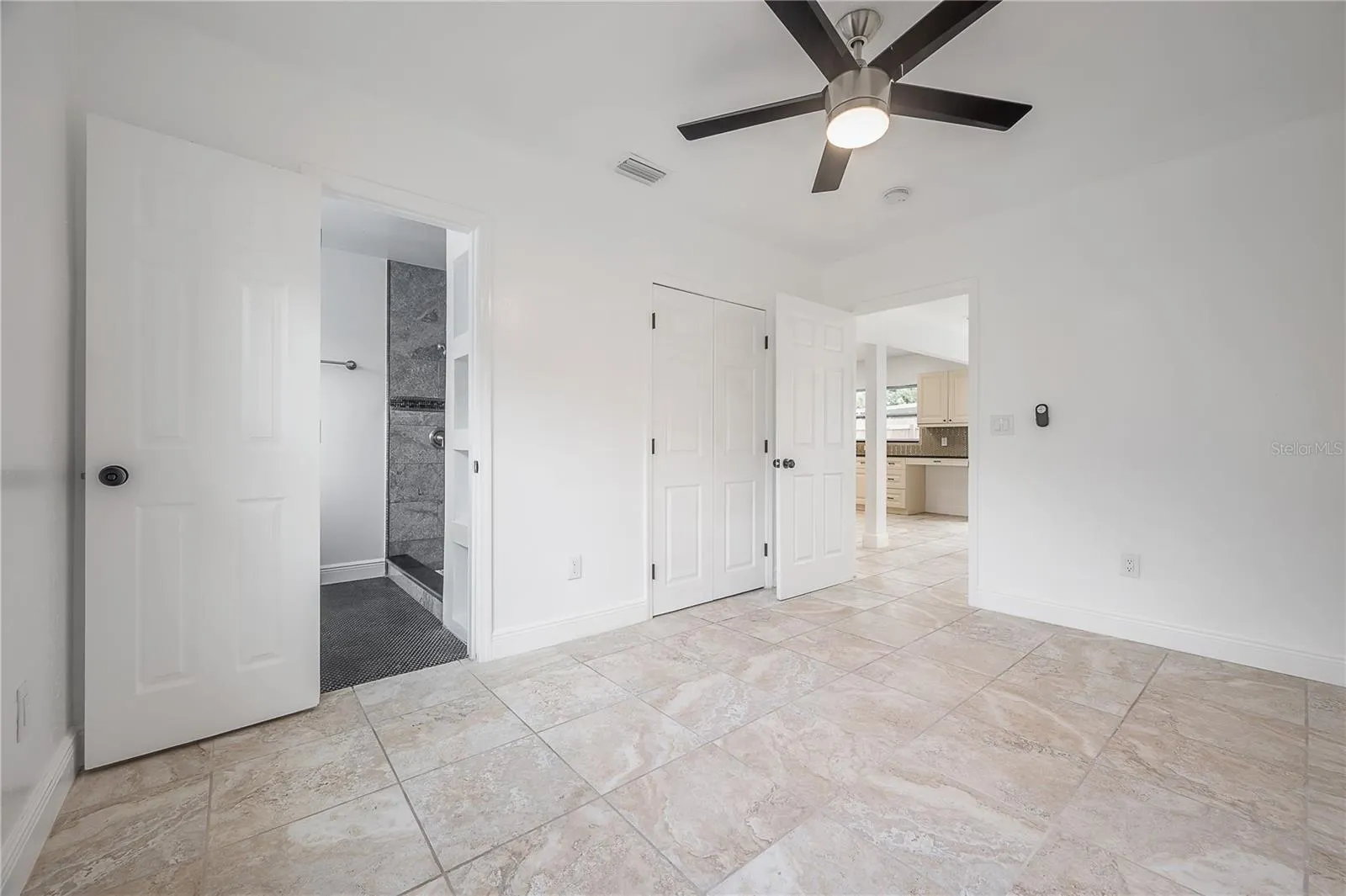 807 W VIRGINIA AVE