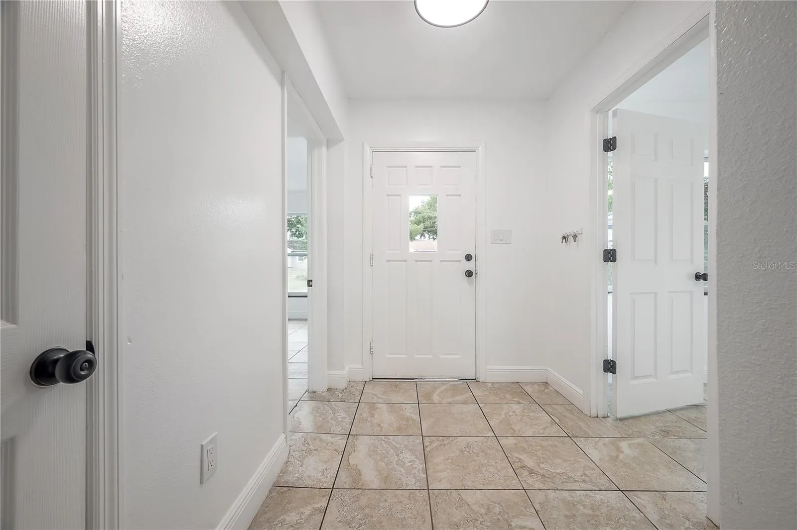 807 W VIRGINIA AVE
