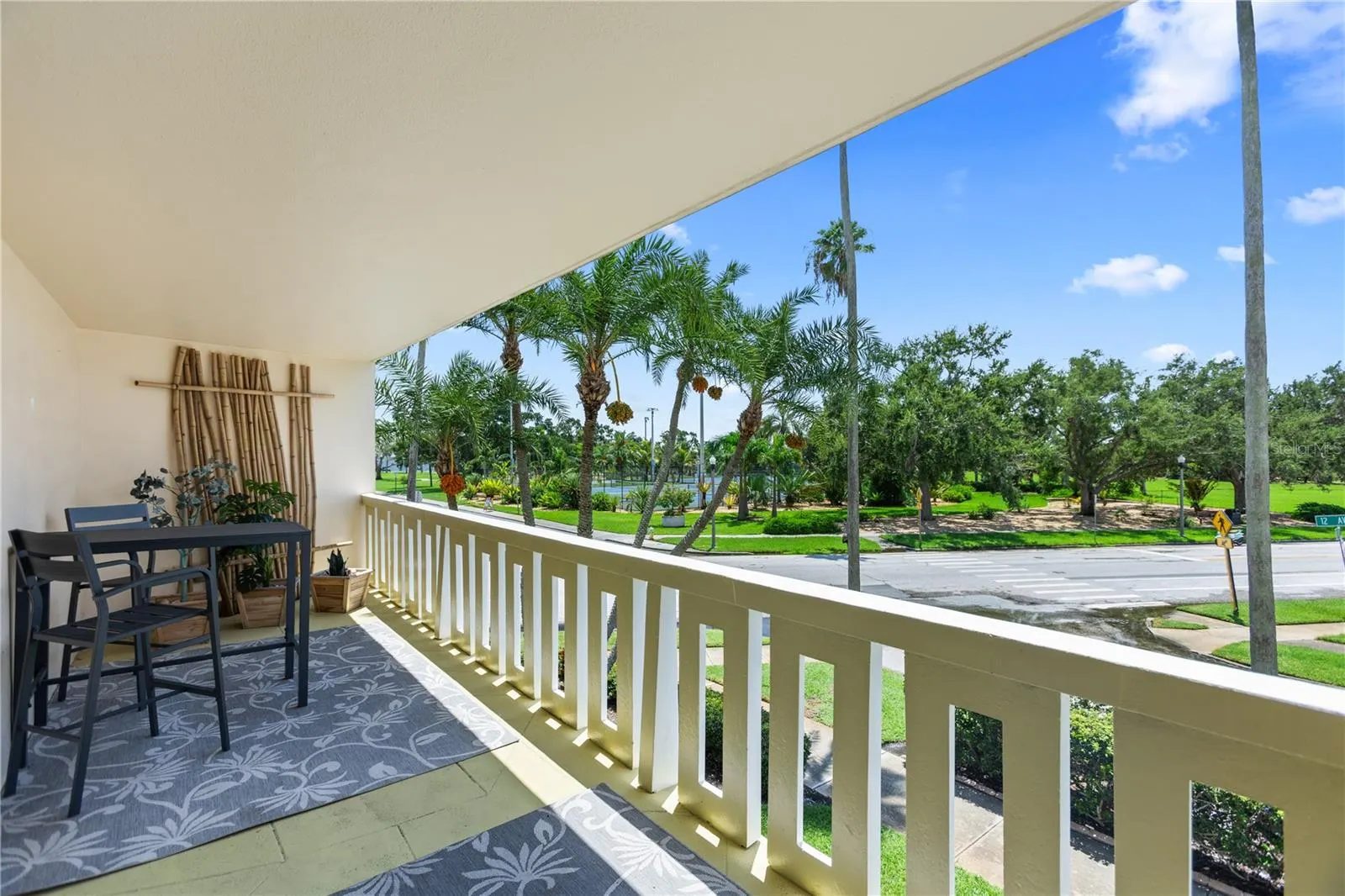 1200 N SHORE DR NE #204, #204