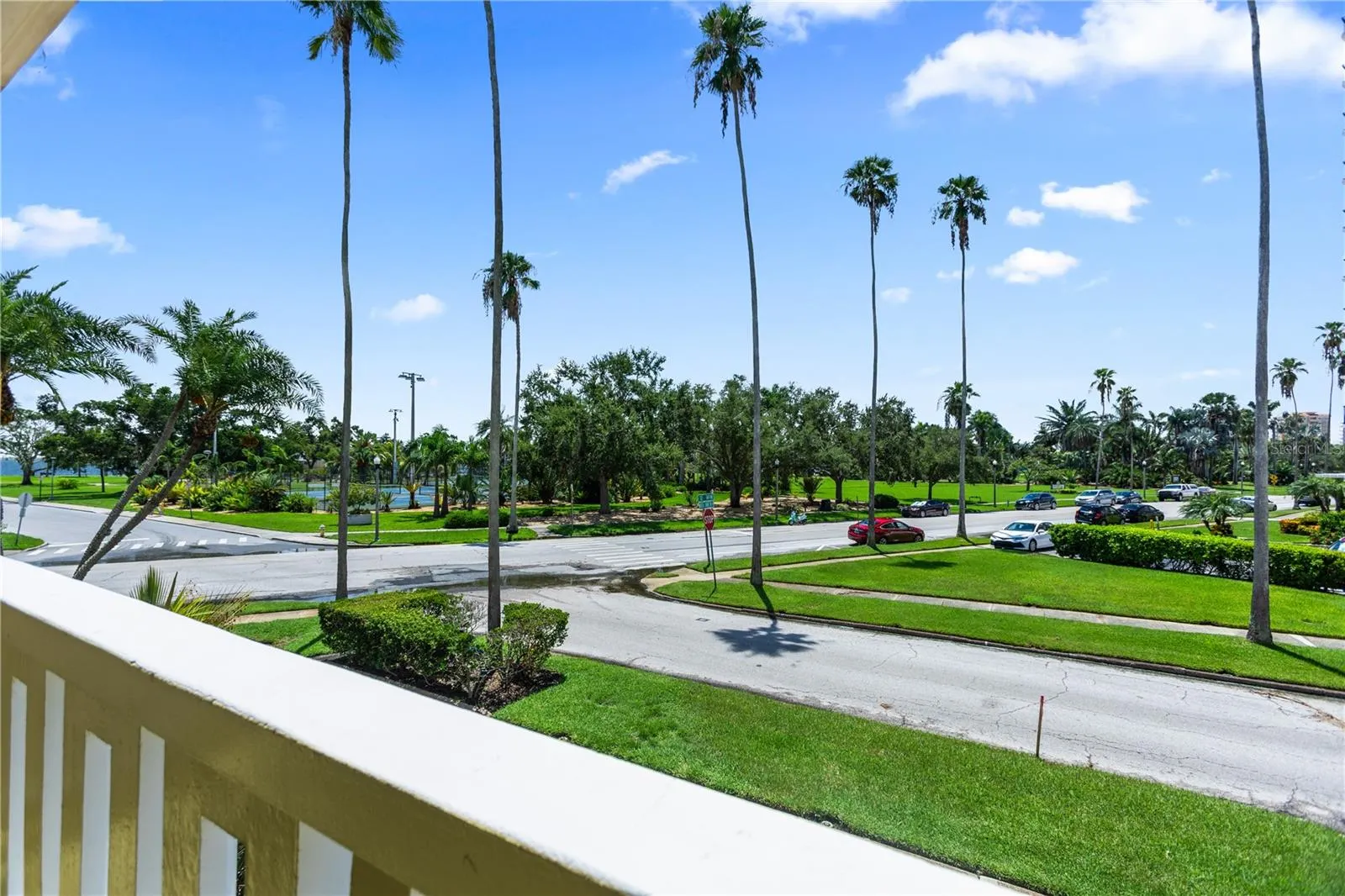 1200 N SHORE DR NE #204, #204