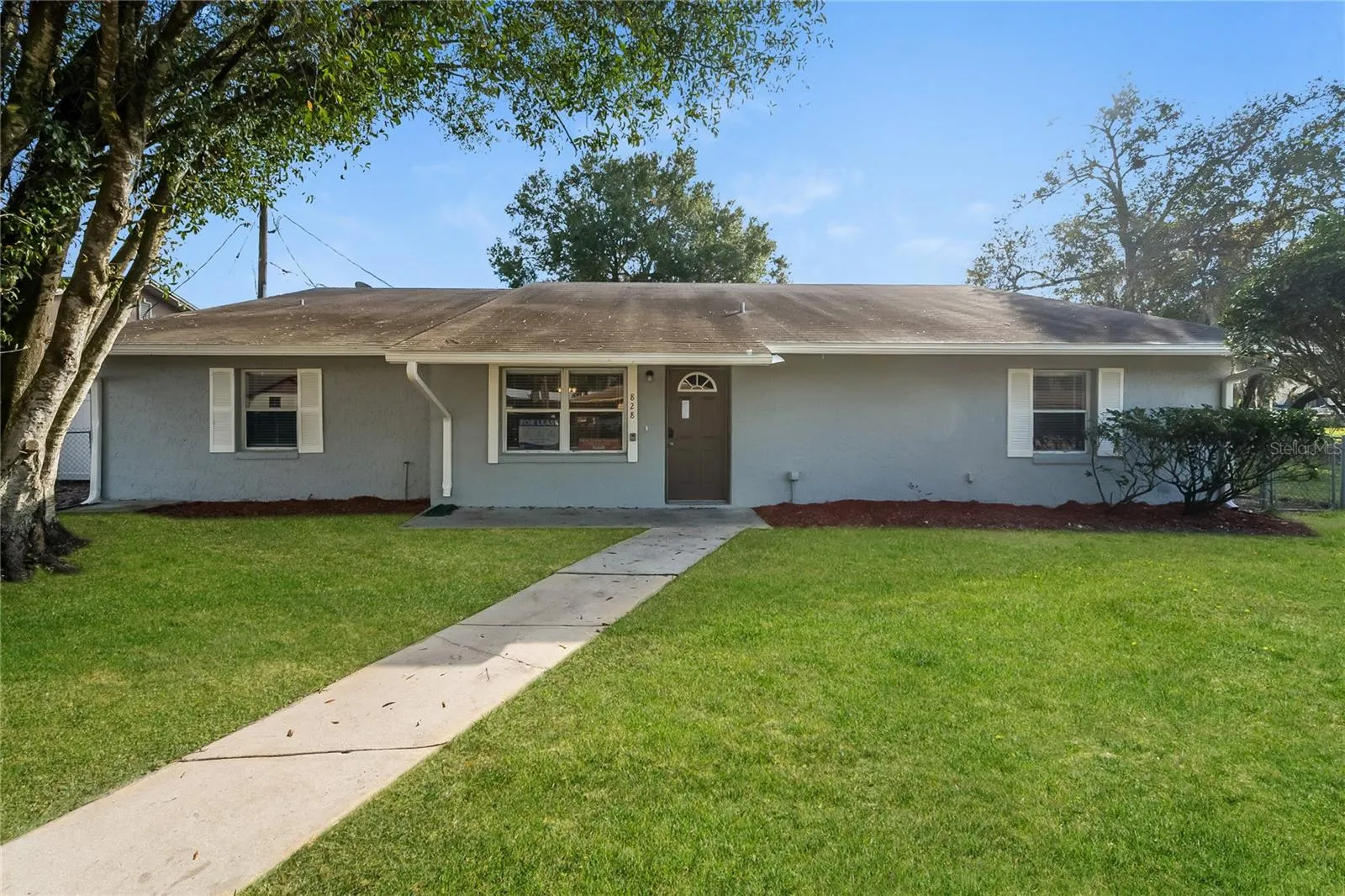 828 TRINA LN