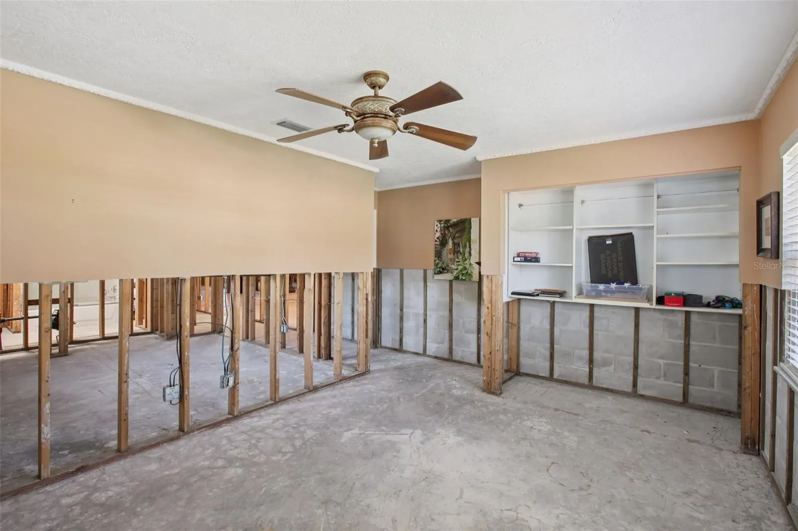8540 RIVERSIDE