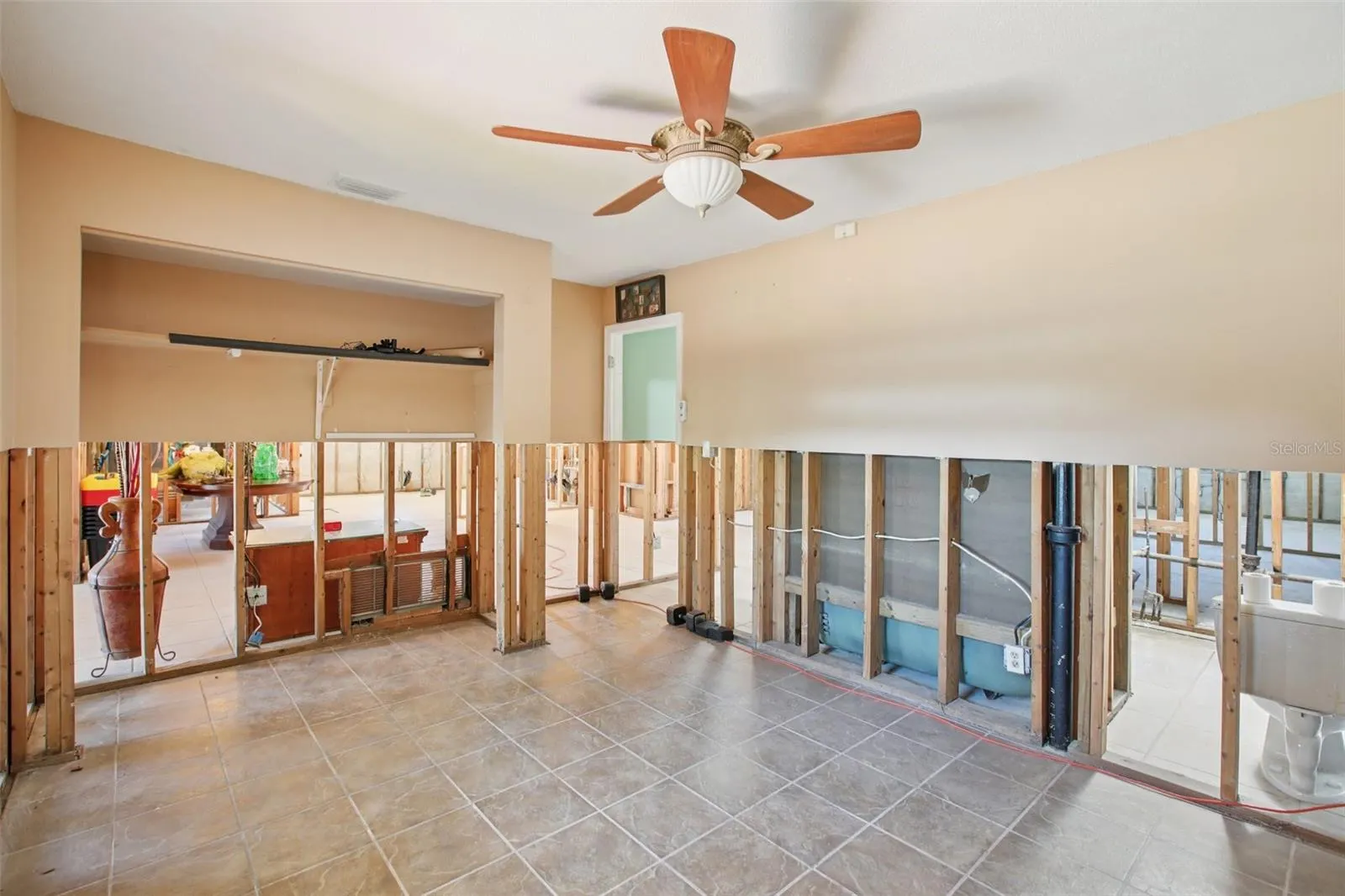 8540 RIVERSIDE