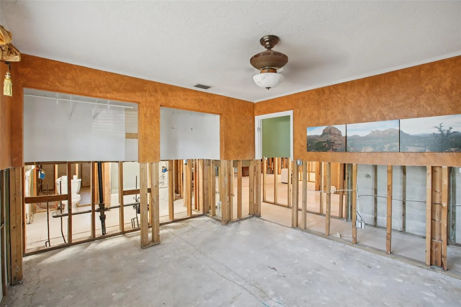 8540 RIVERSIDE