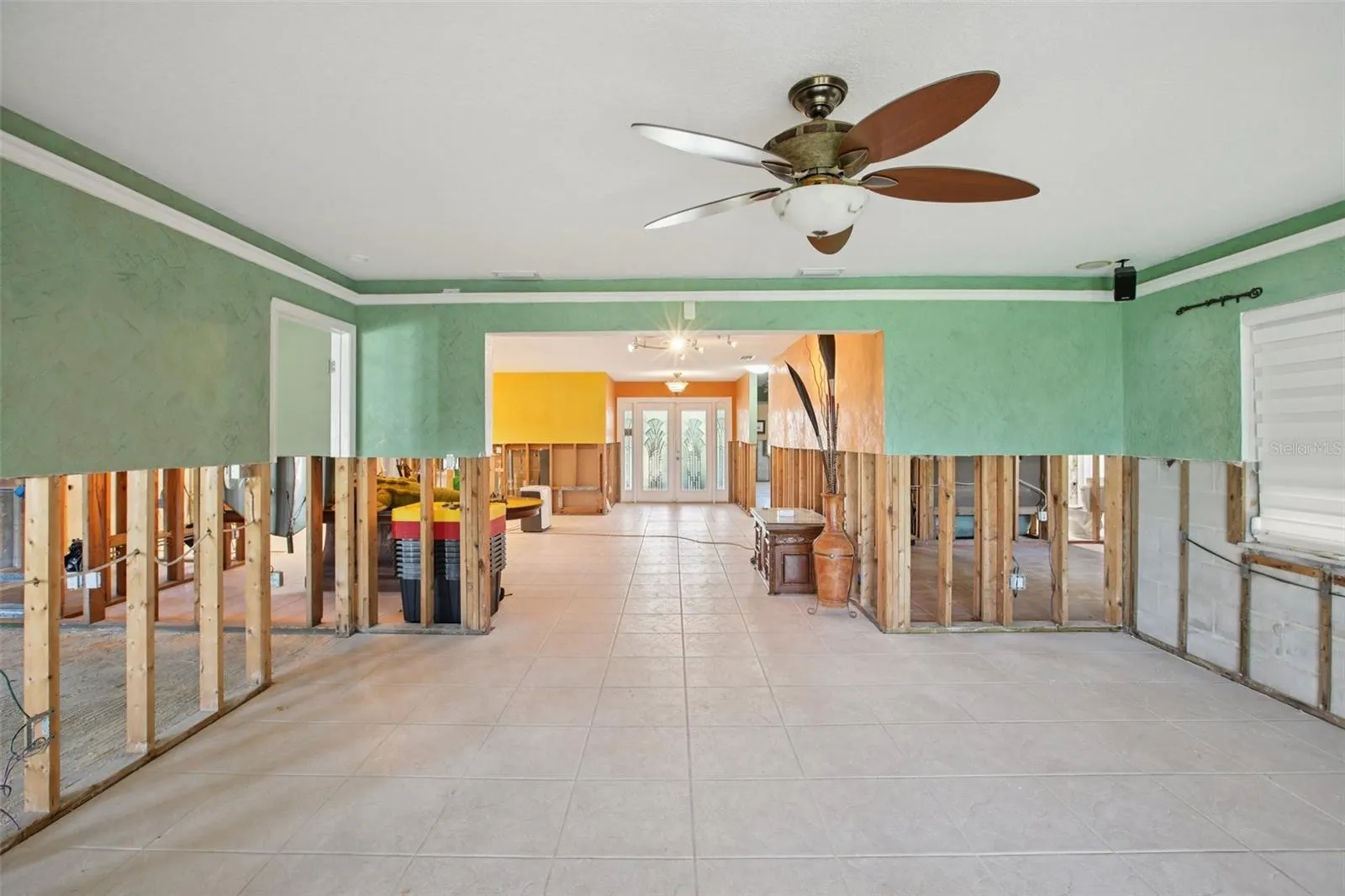 8540 RIVERSIDE