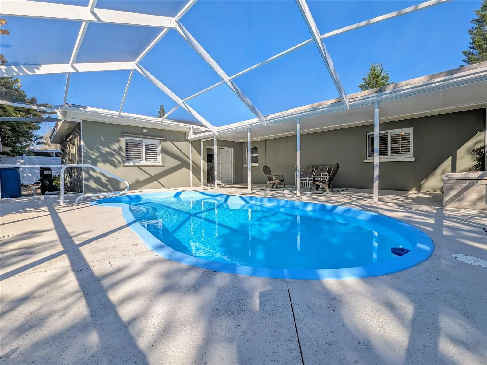 1456 S BETTY LN
