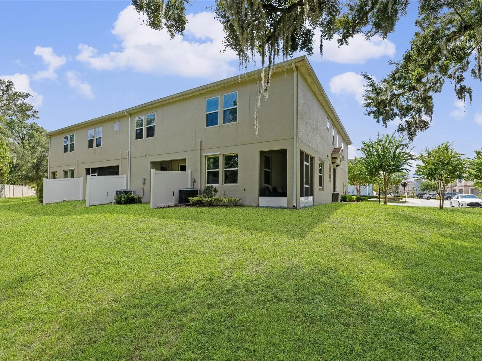 6747 CITRUS CREEK LN
