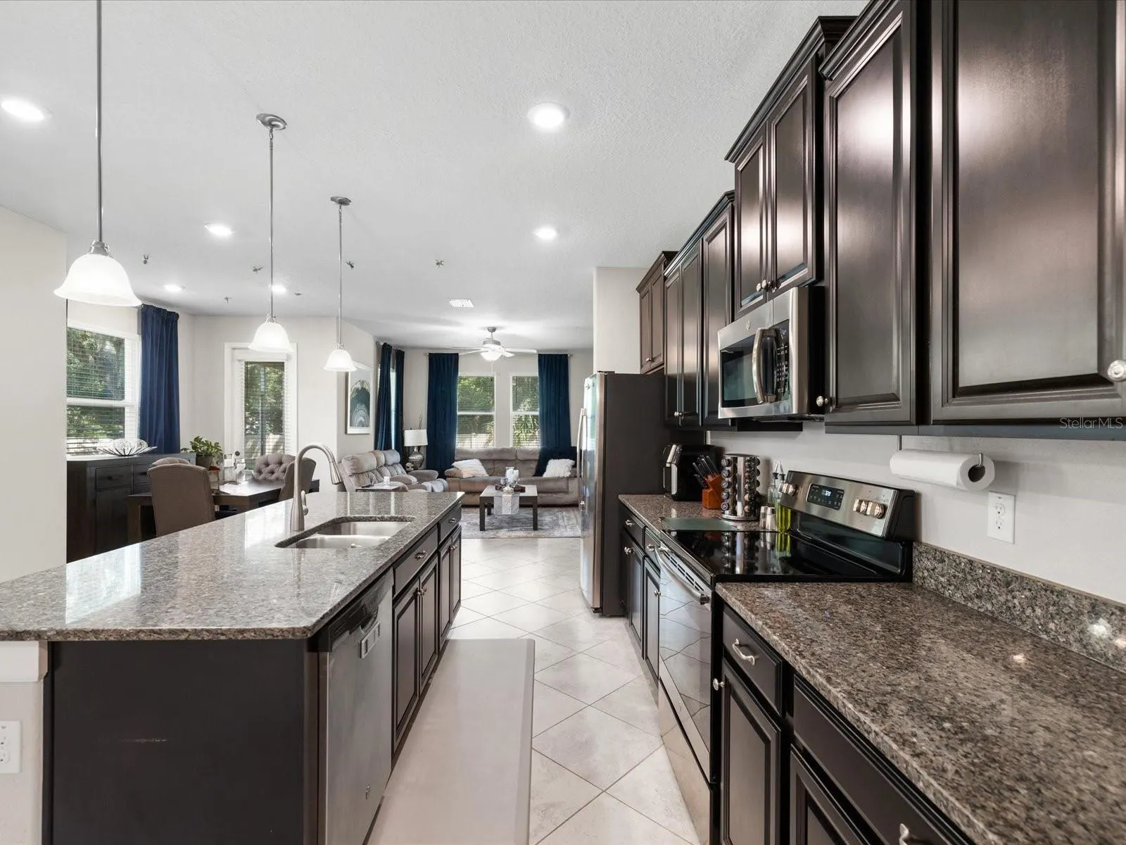 6747 CITRUS CREEK LN