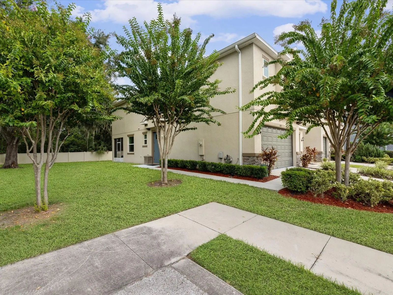 6747 CITRUS CREEK LN