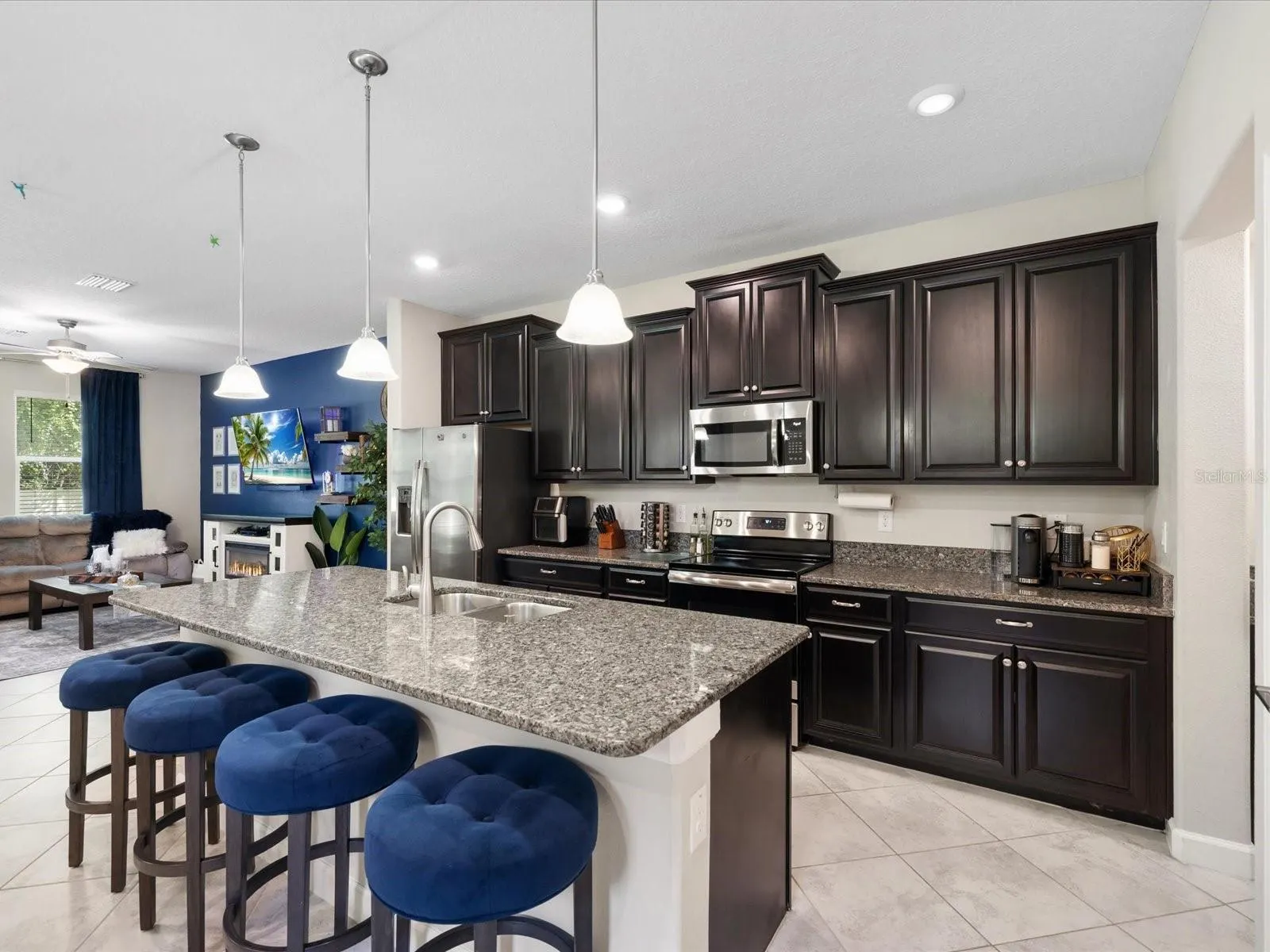 6747 CITRUS CREEK LN