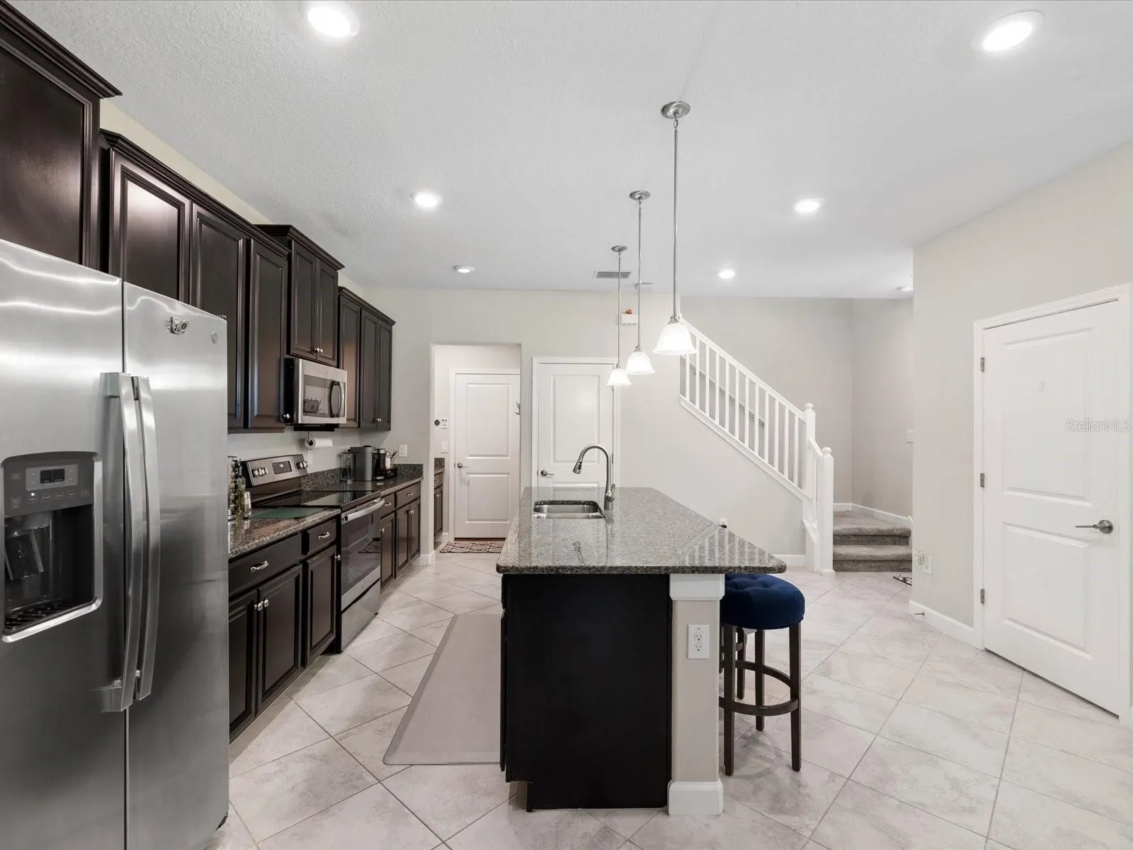 6747 CITRUS CREEK LN