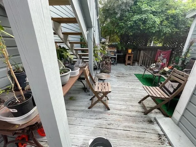 317 W FRANCES AVE