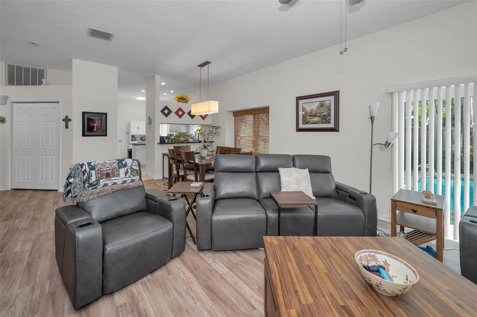 511 HAVERHILL LN