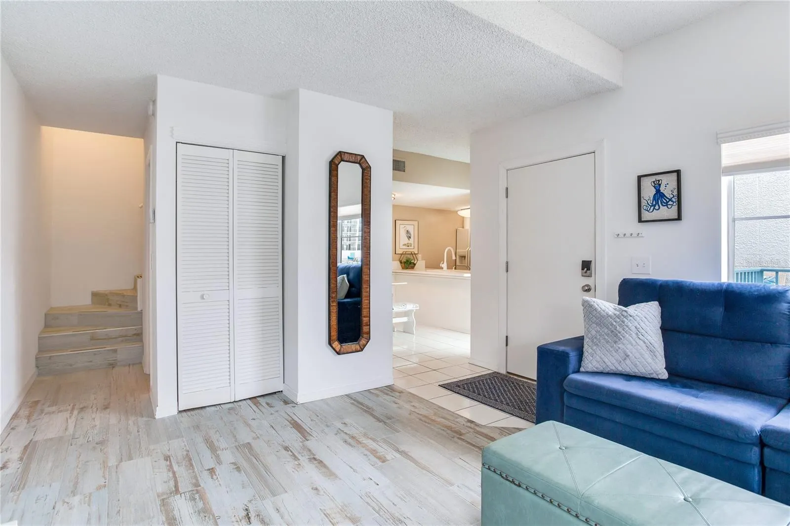 171 MEDALLION BLVD #H, #H