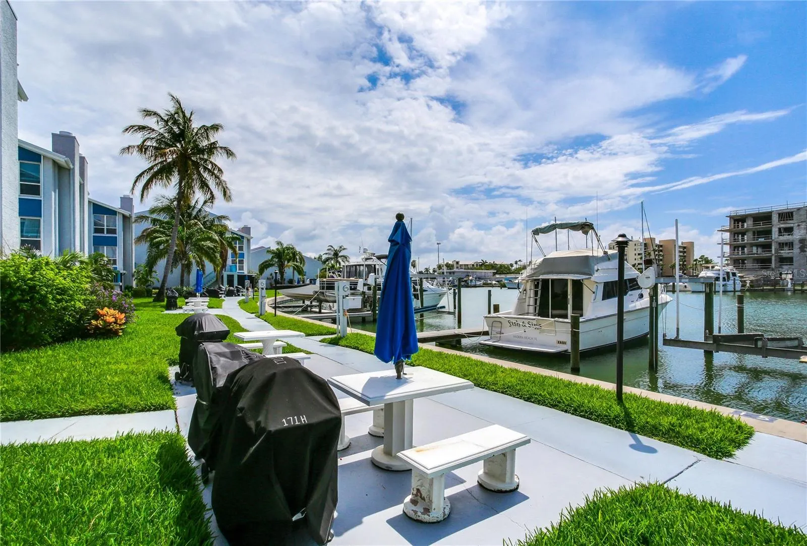 171 MEDALLION BLVD #H, #H