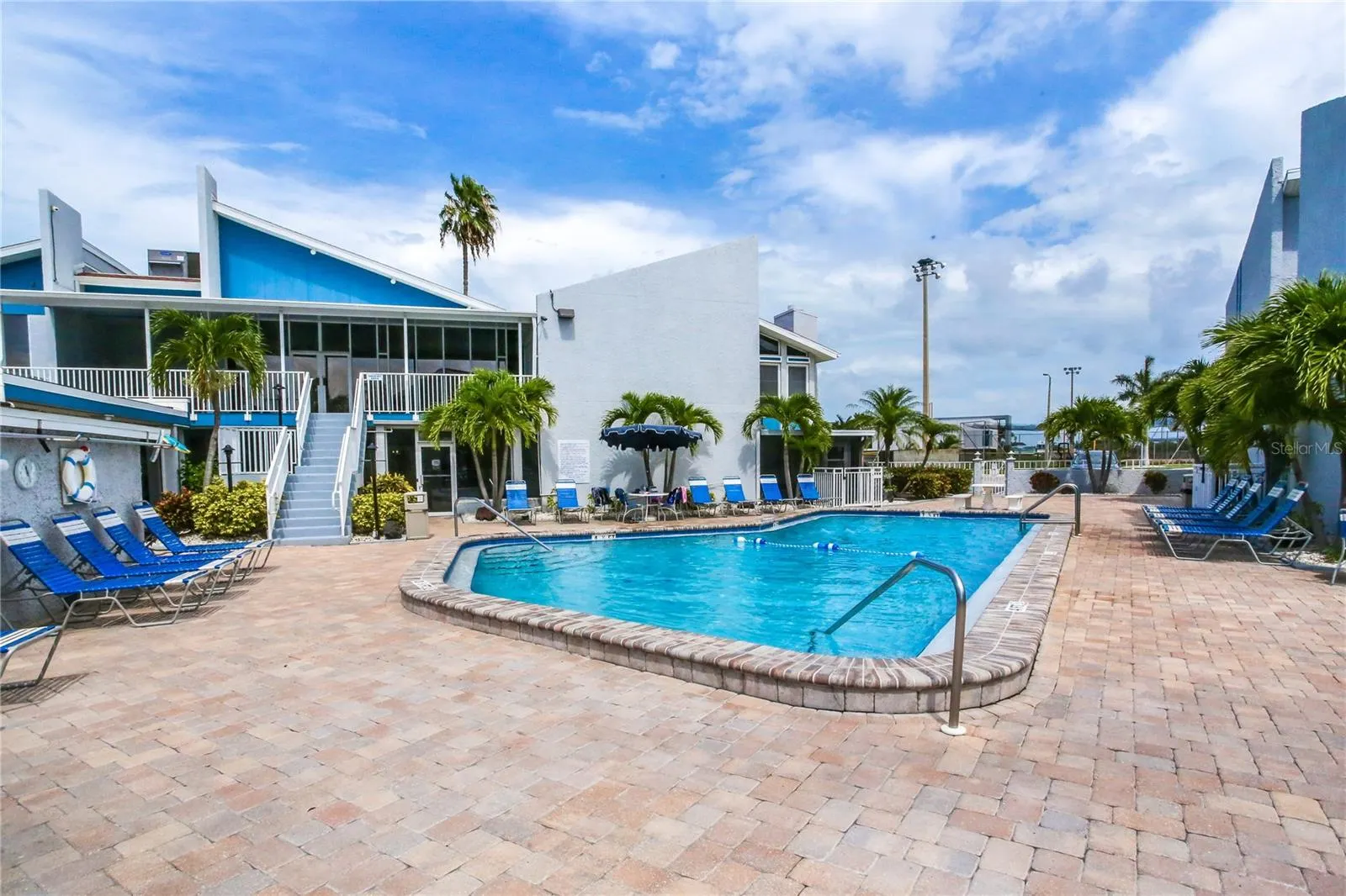 171 MEDALLION BLVD #H, #H