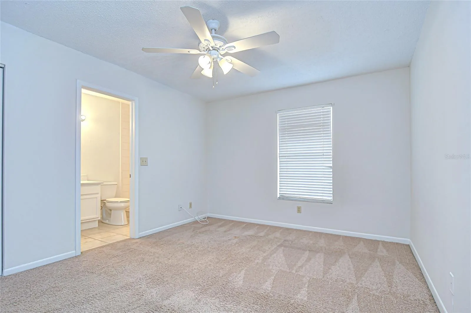 5208 SUNRIDGE PALMS DR #105, #105
