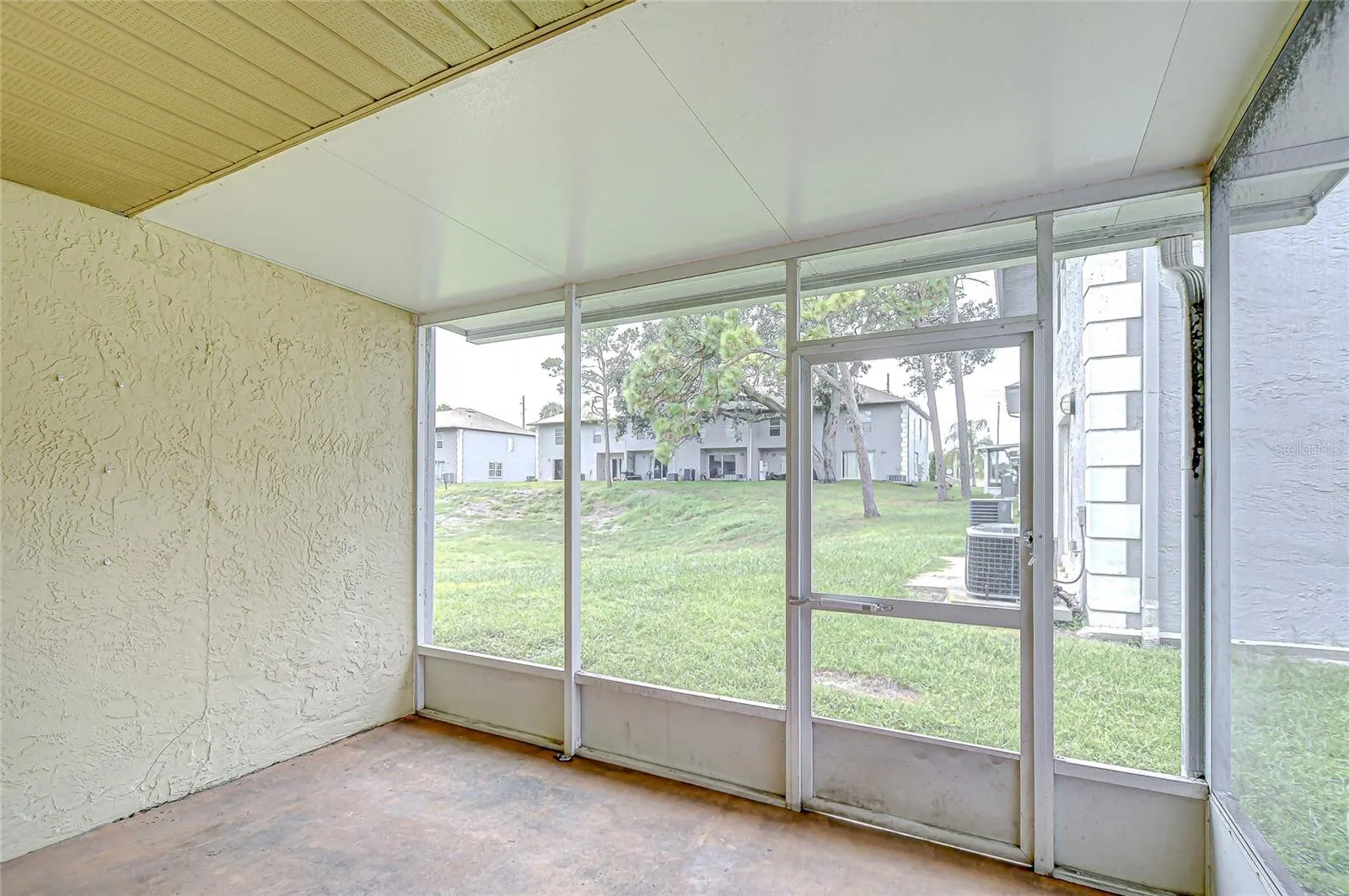 5208 SUNRIDGE PALMS DR #105, #105
