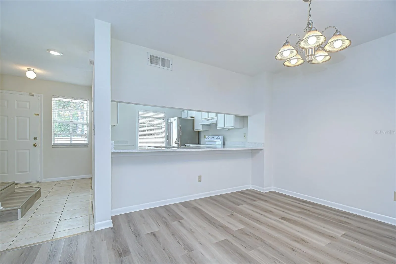 5208 SUNRIDGE PALMS DR #105, #105