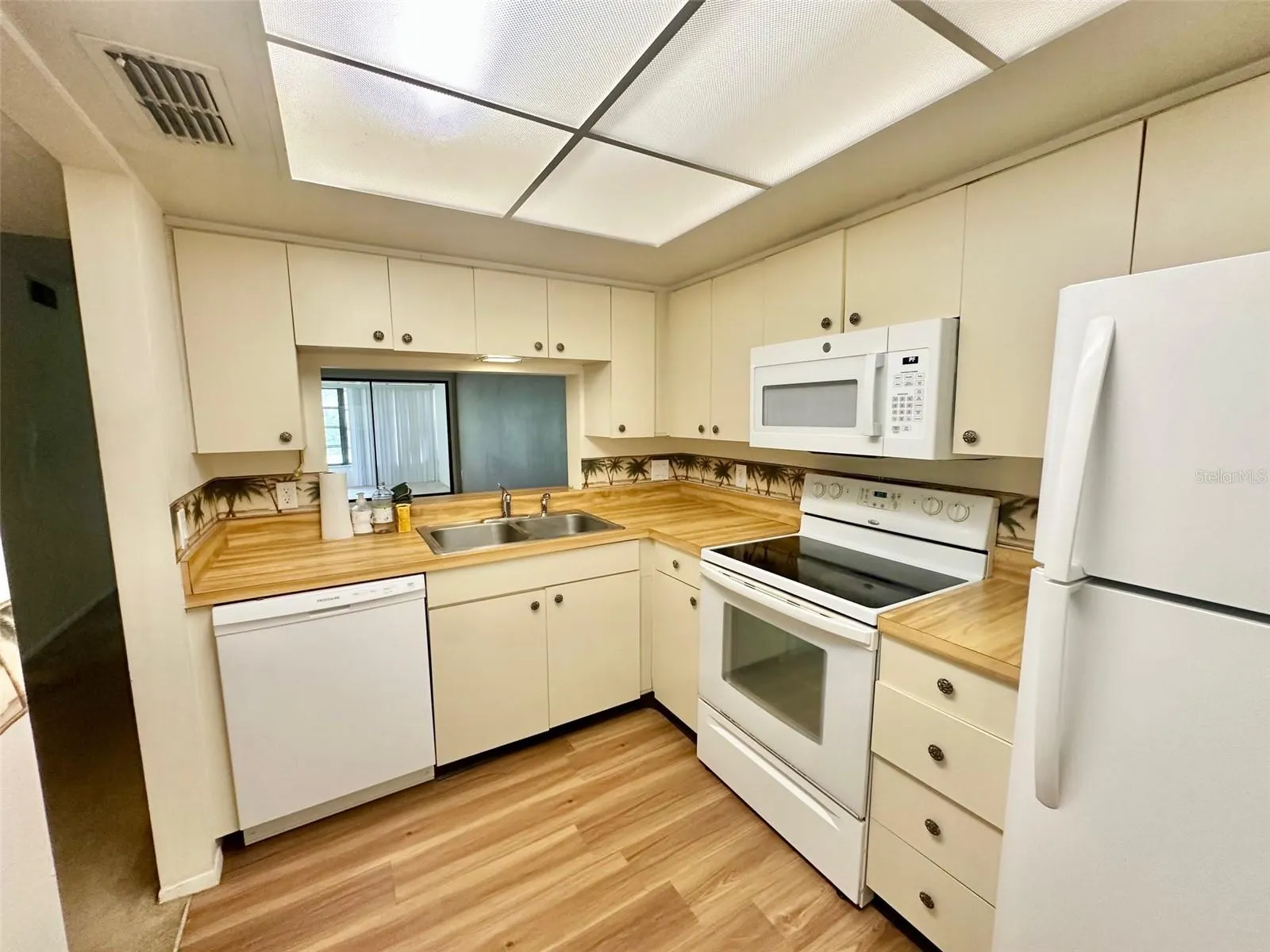 3048 EASTLAND BLVD #C203, #C203