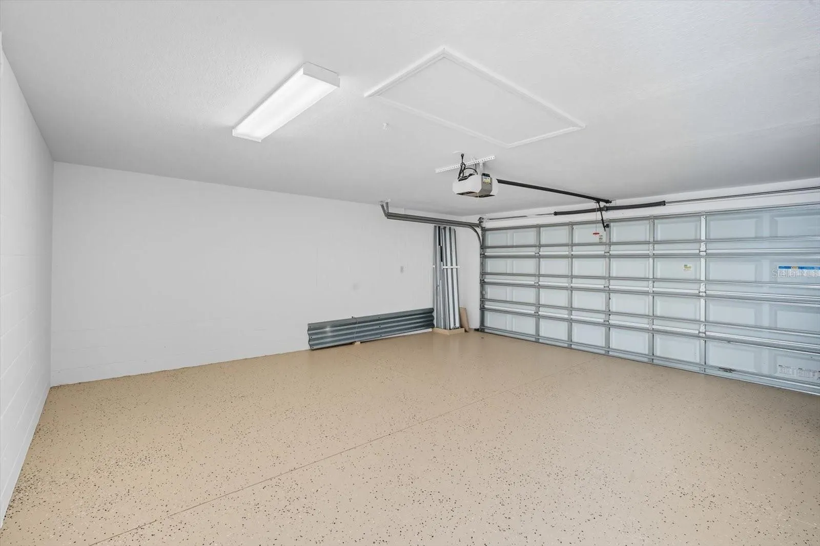 11213 GRAND PARK AVE