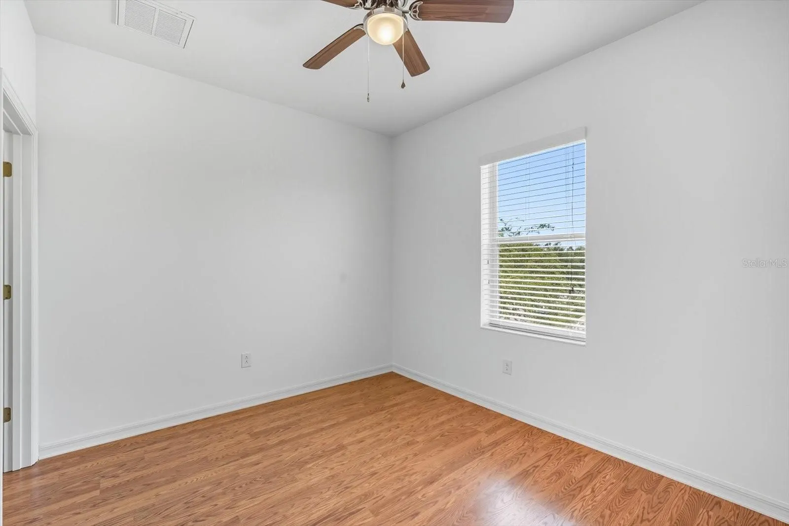 11213 GRAND PARK AVE