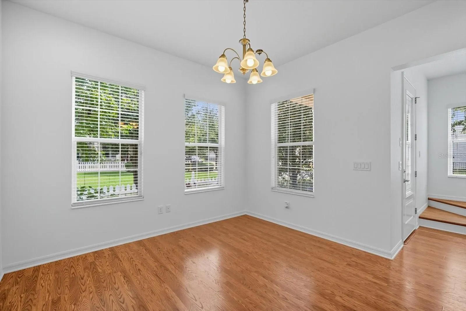 11213 GRAND PARK AVE