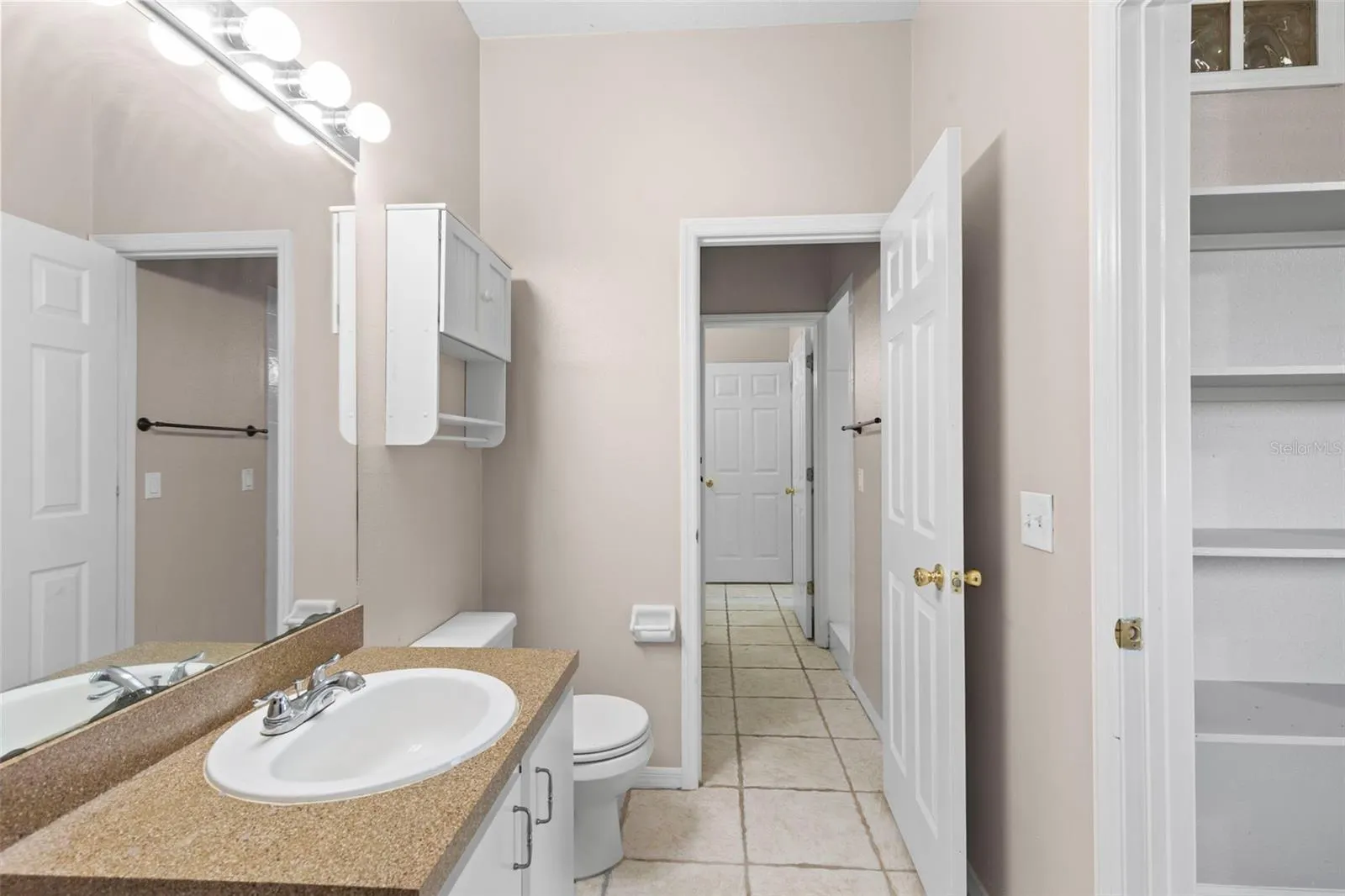 12922 LAKE VENTANA DR