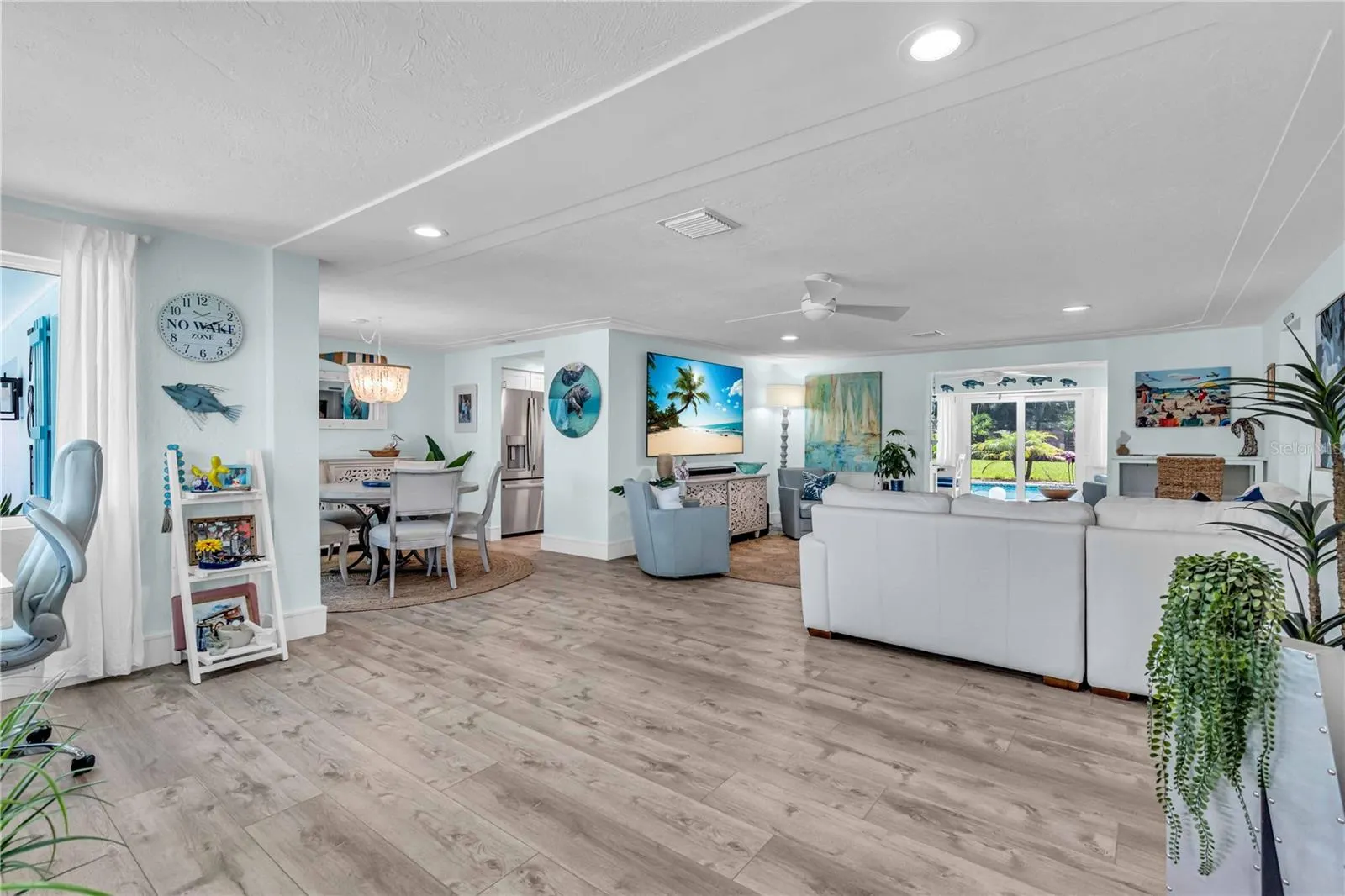 7817 ALHAMBRA DR