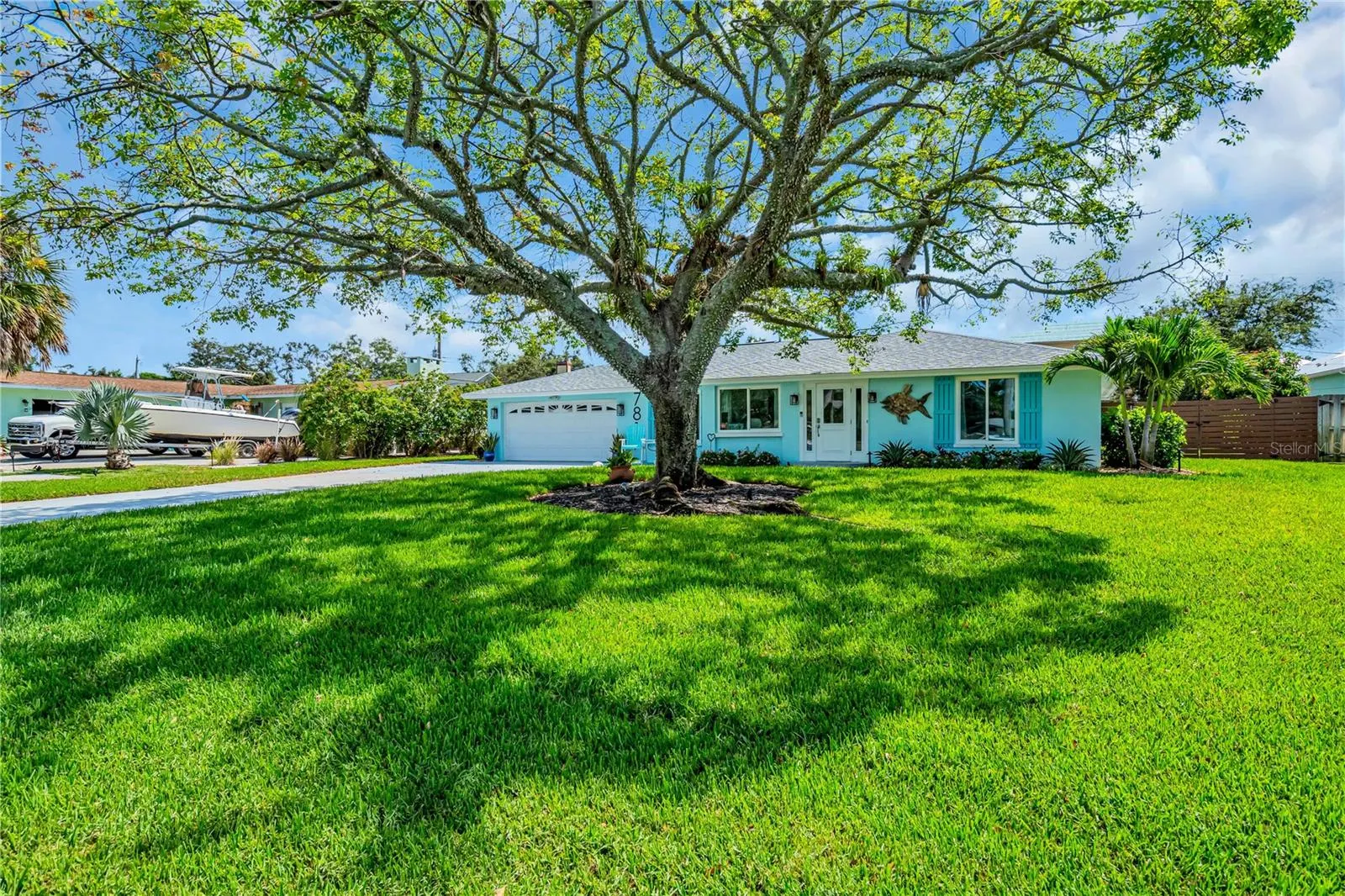 7817 ALHAMBRA DR