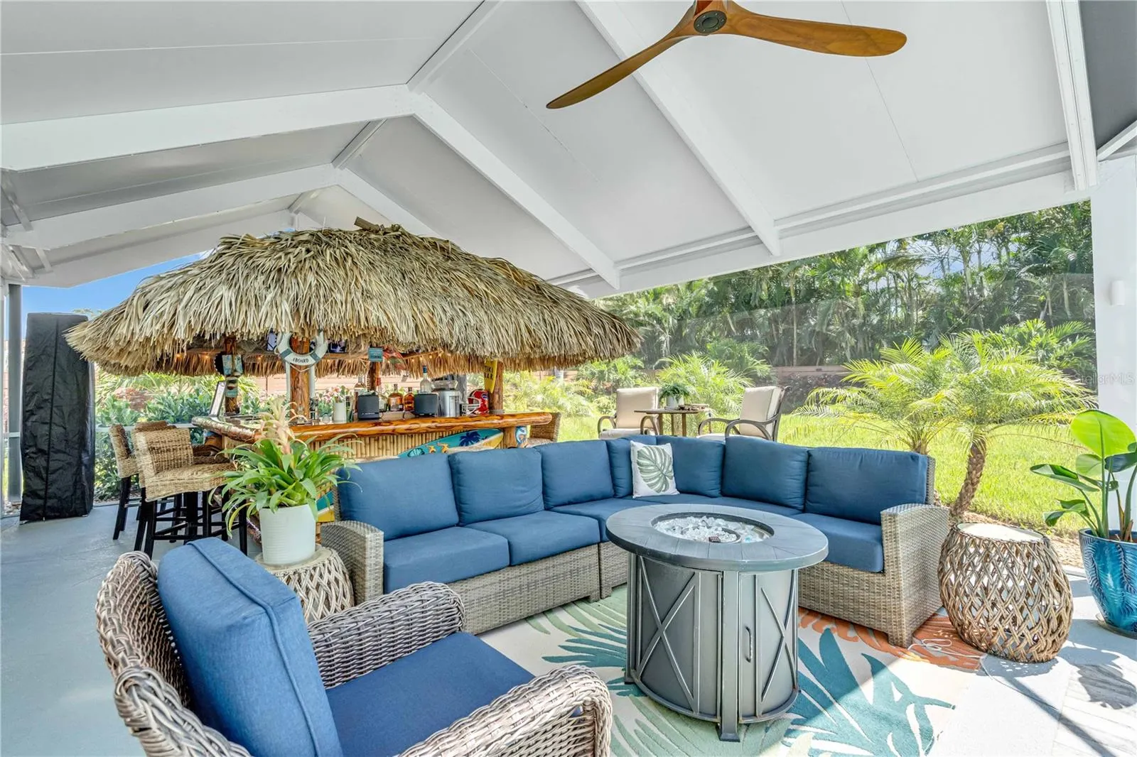 7817 ALHAMBRA DR