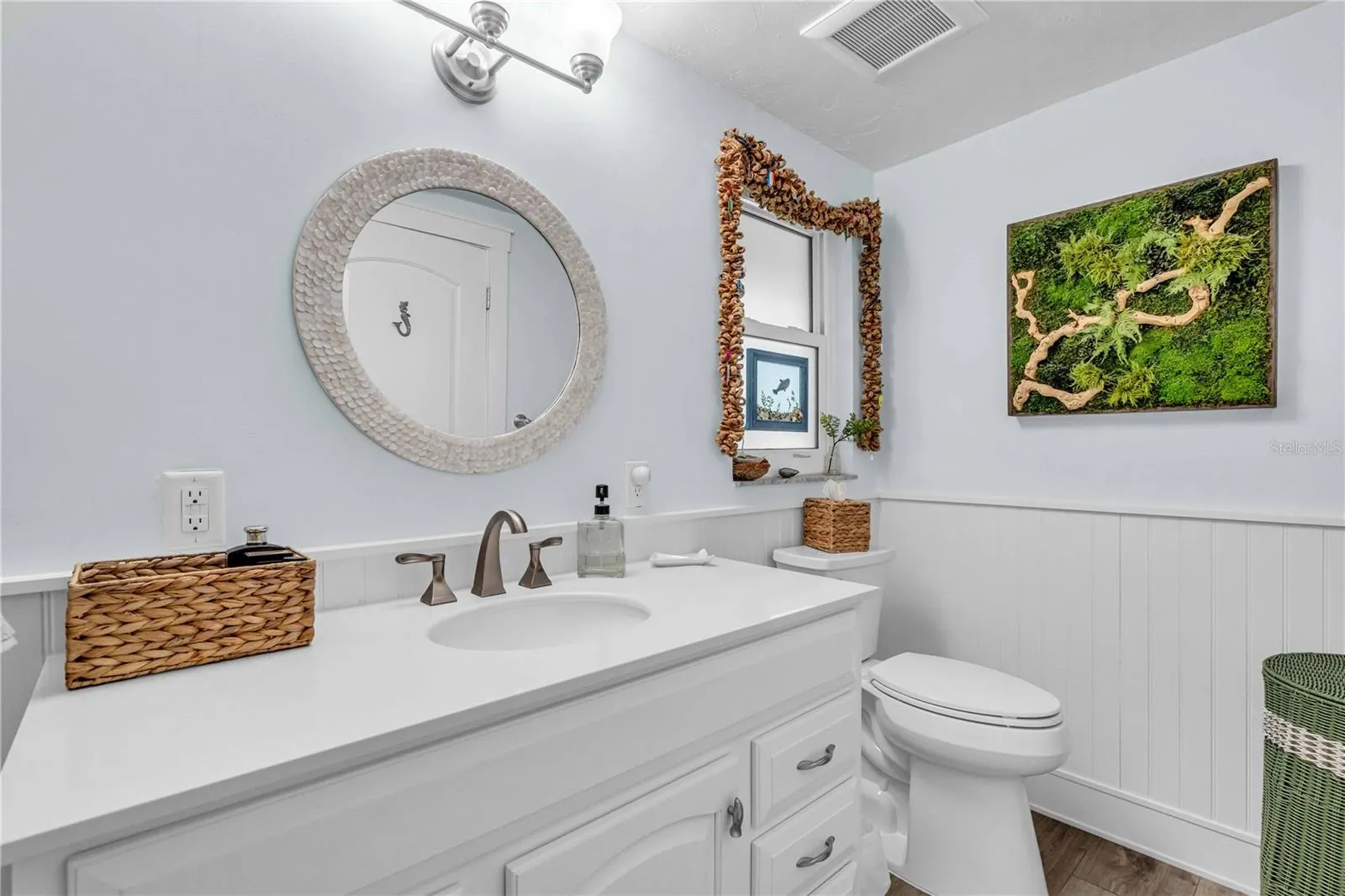 7817 ALHAMBRA DR