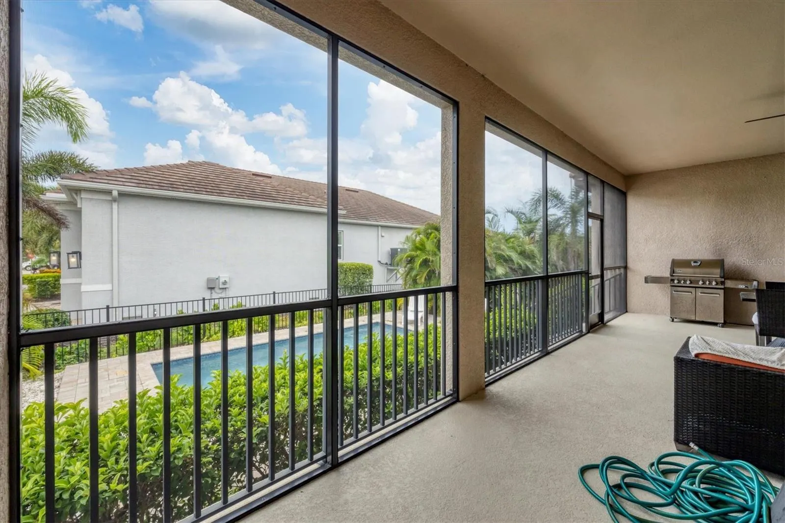 5410 TITLE ROW DR