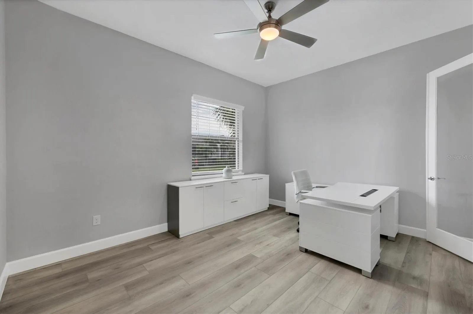 5410 TITLE ROW DR