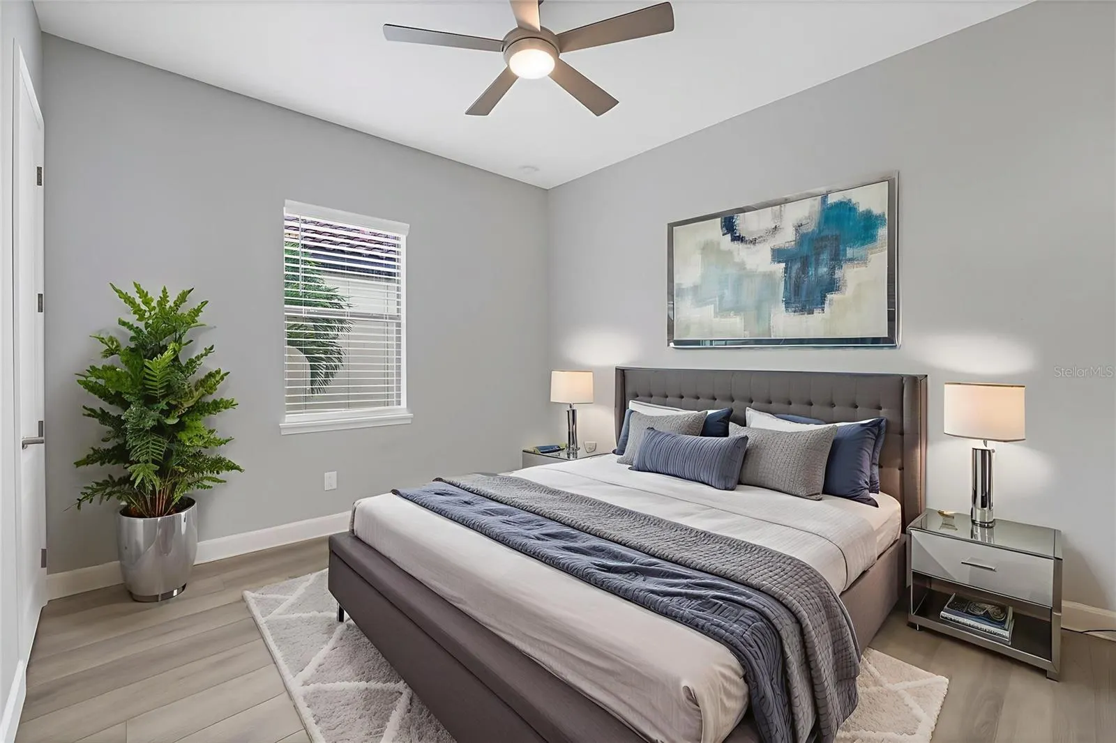 5410 TITLE ROW DR
