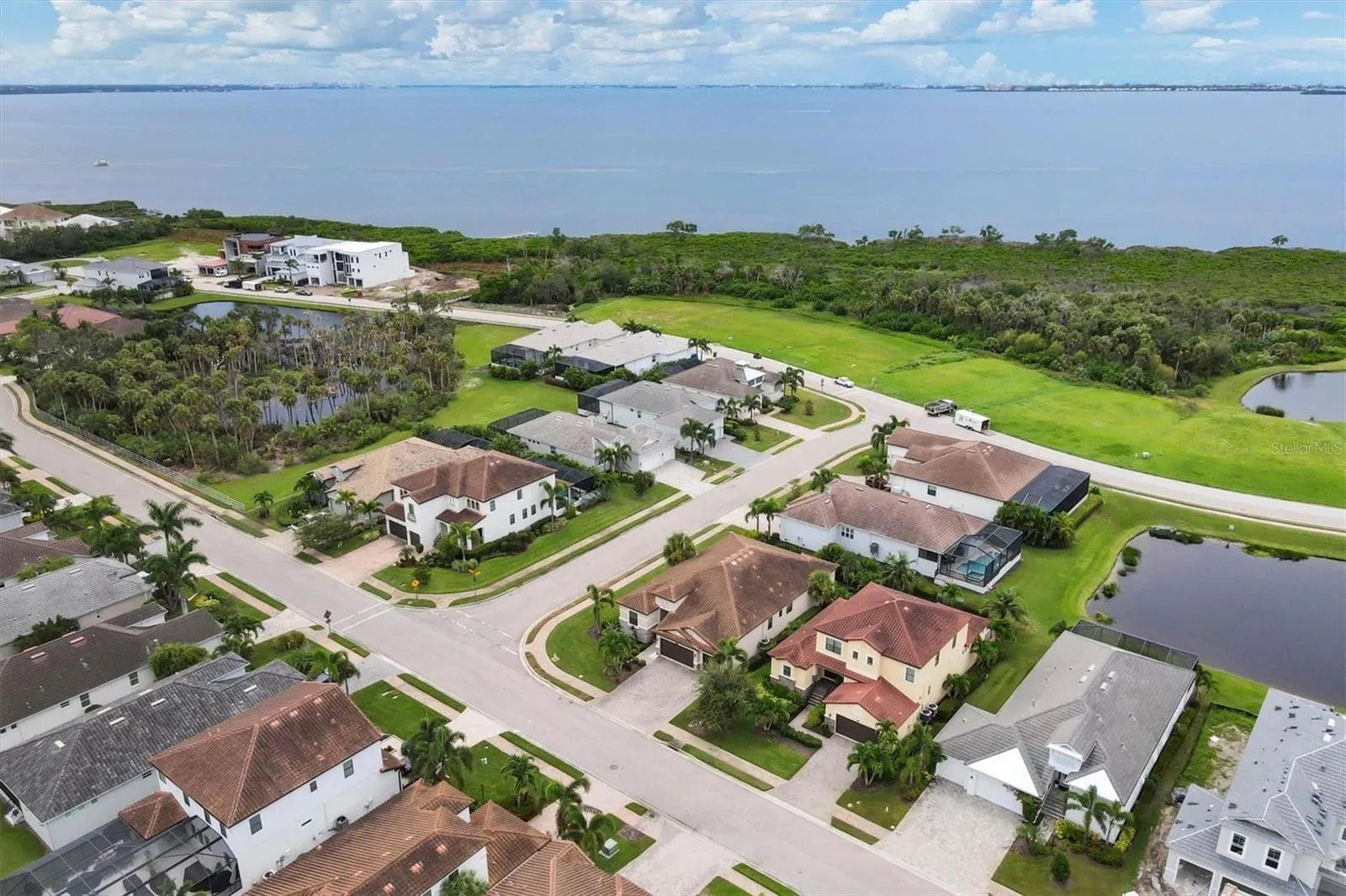 5410 TITLE ROW DR