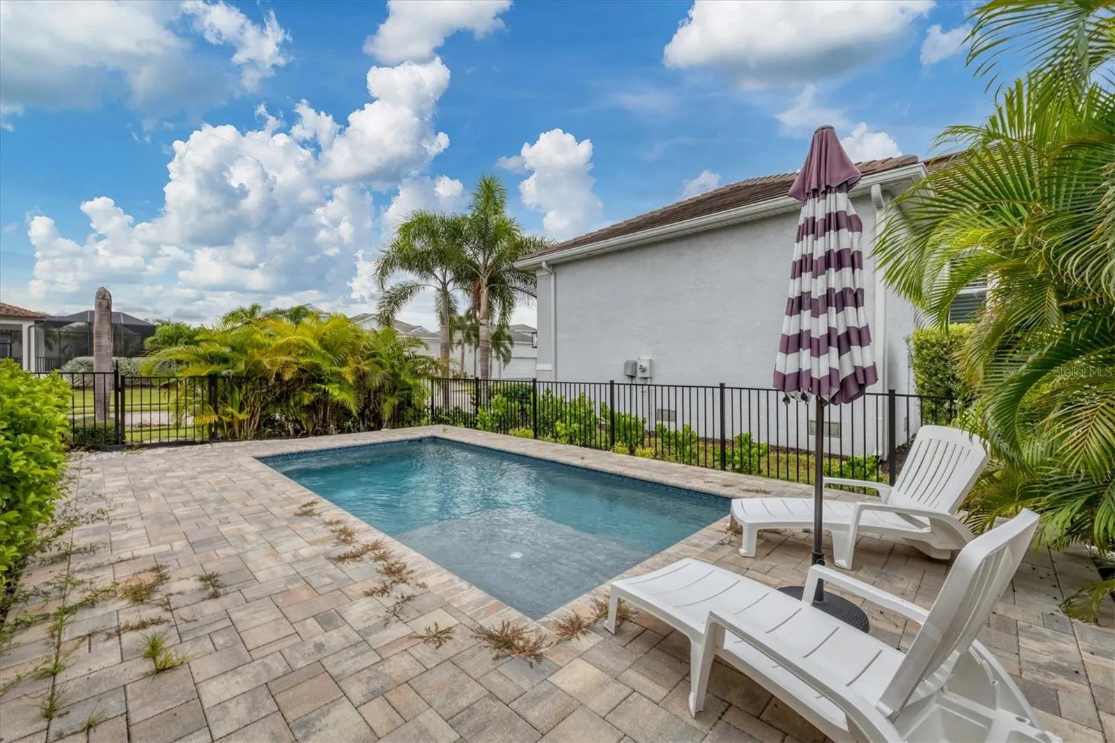 5410 TITLE ROW DR